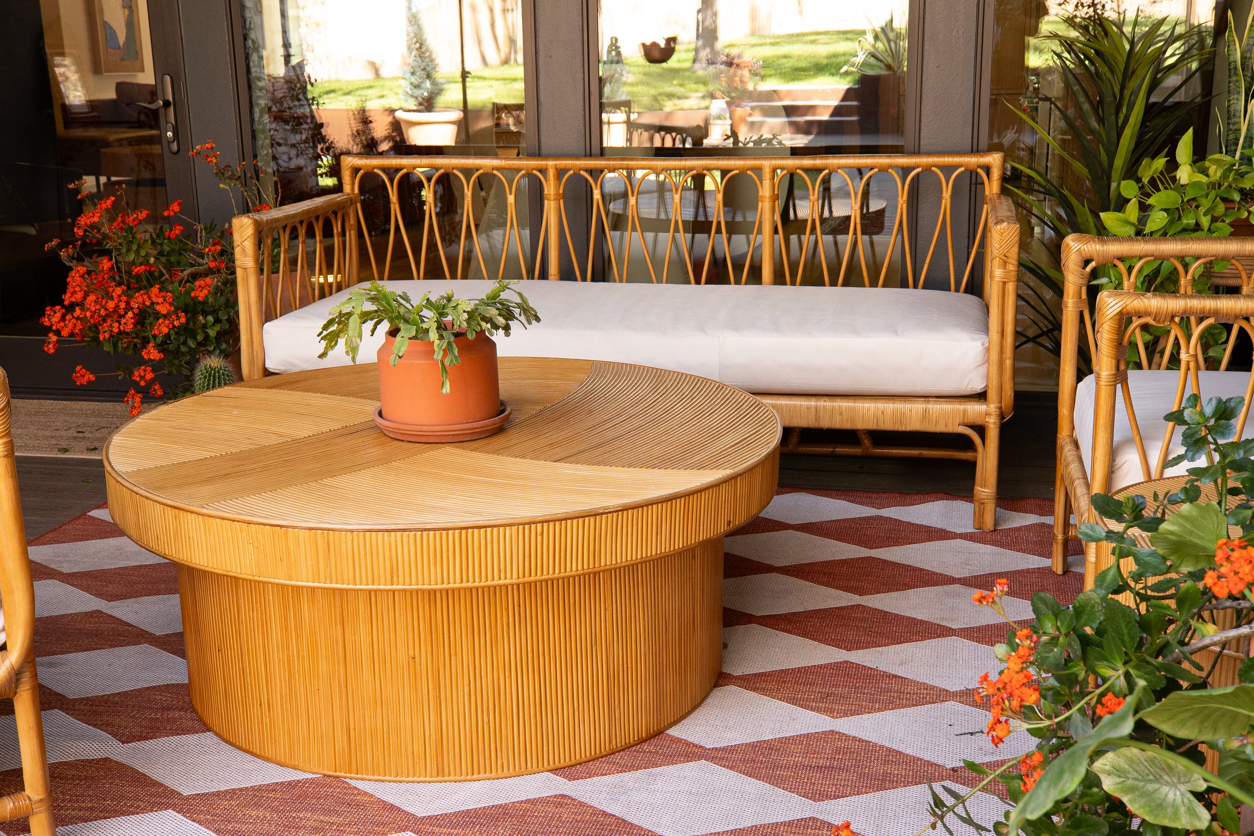 Min Mang Table (Large)