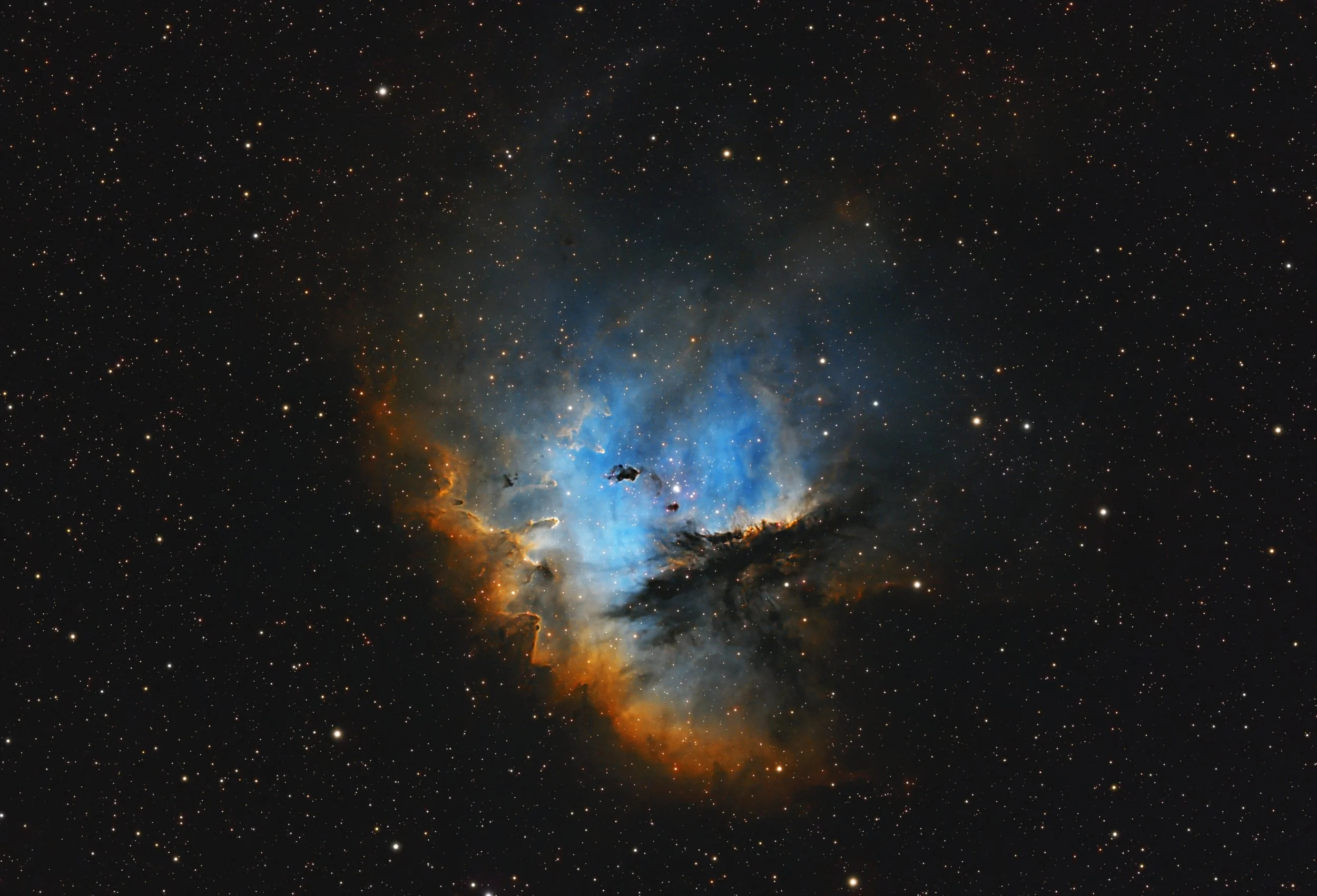 Image NGC281 - Pacman Nebula - SHO (Hubble Palette