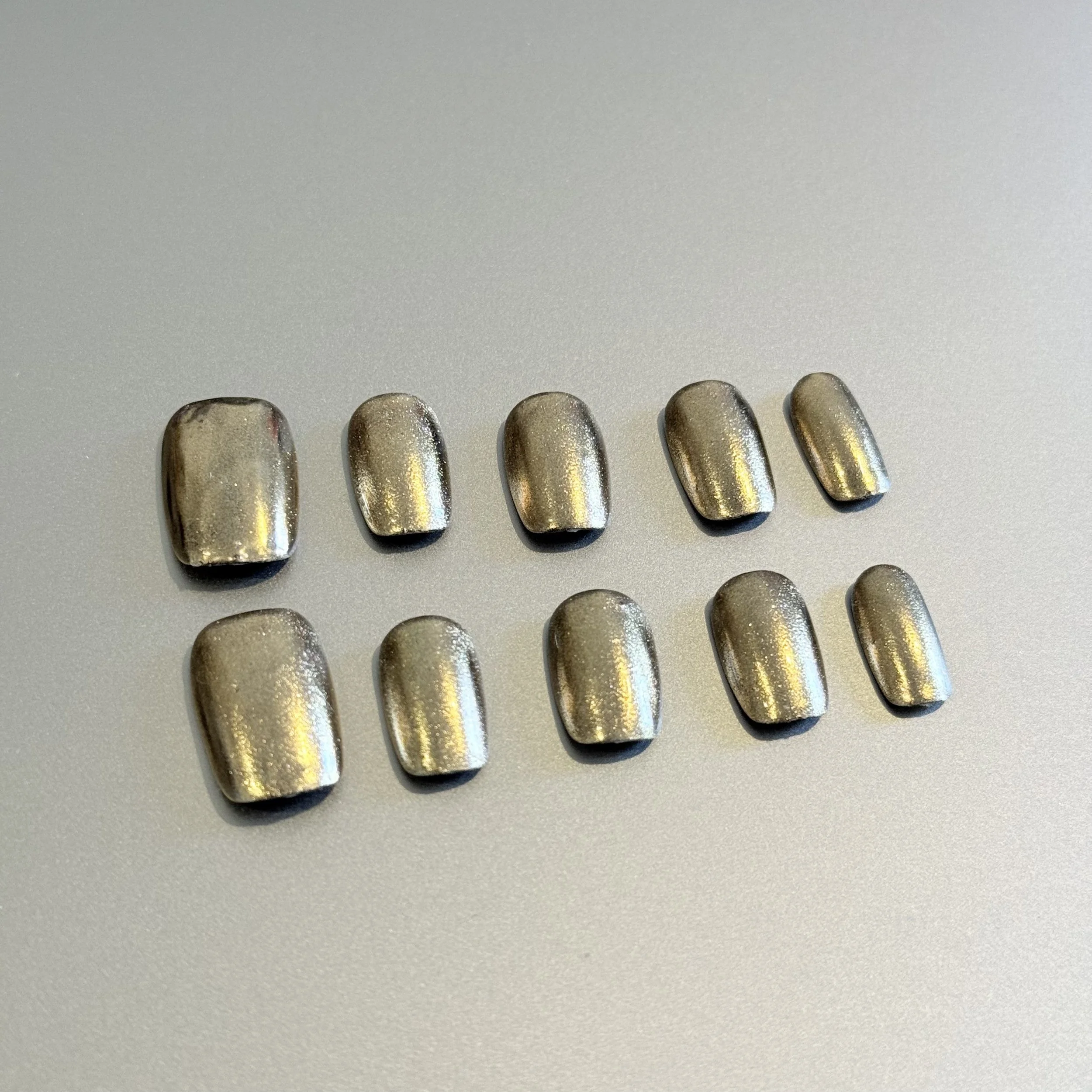 Luxurious Metallic Nail Polish
