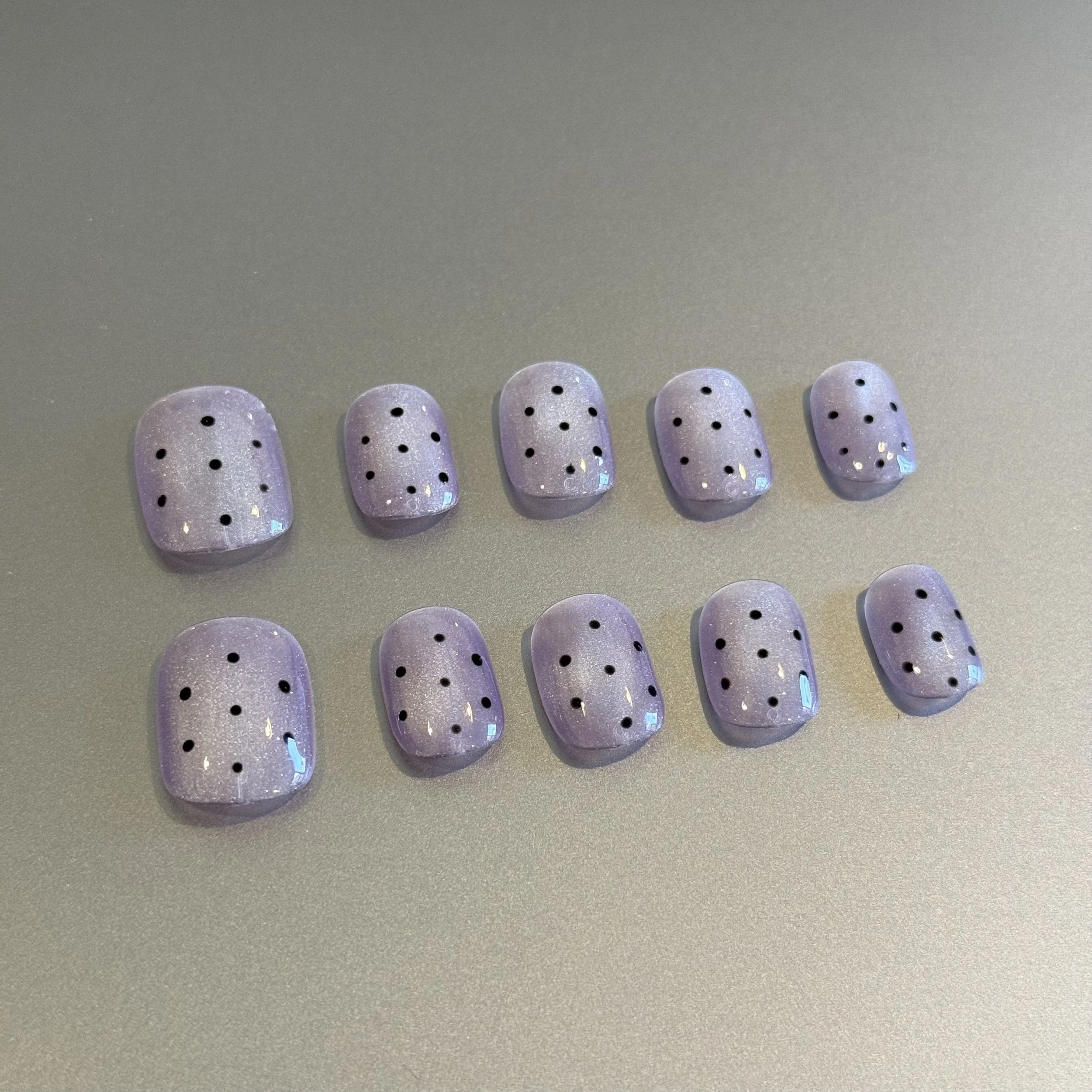 Polka Dot Elegance Nail Wraps