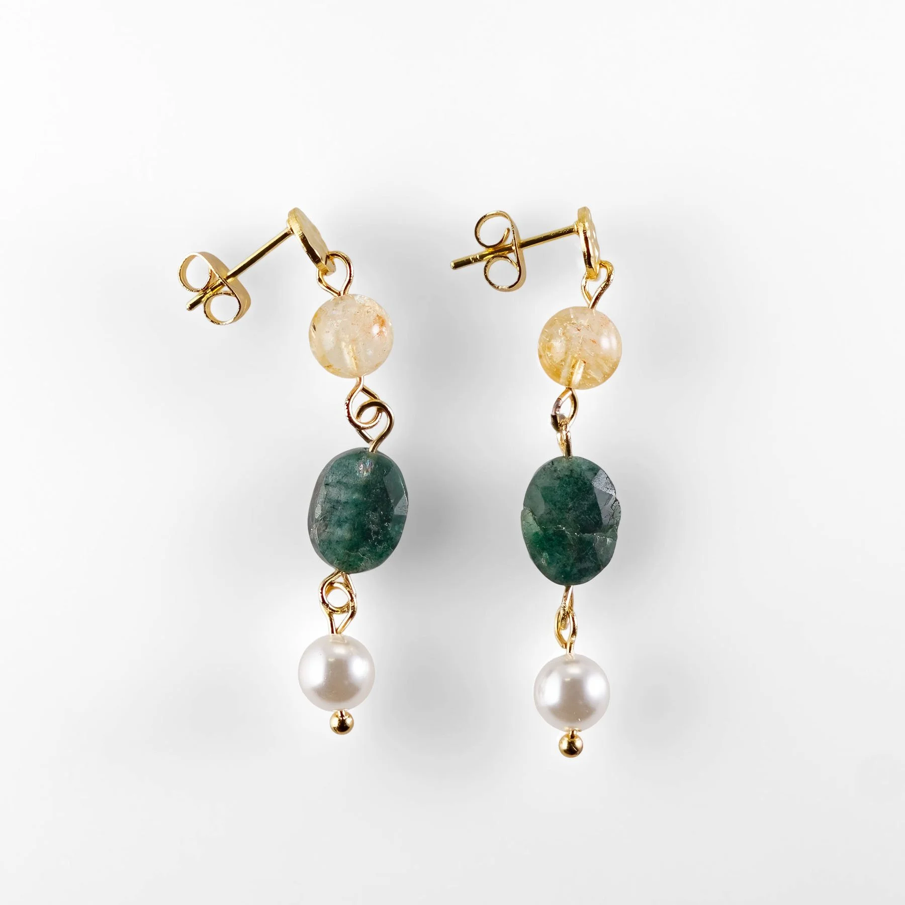 Aretes de Raíz de Esmeralda, Citrino y Perla en Baño de Oro 24k