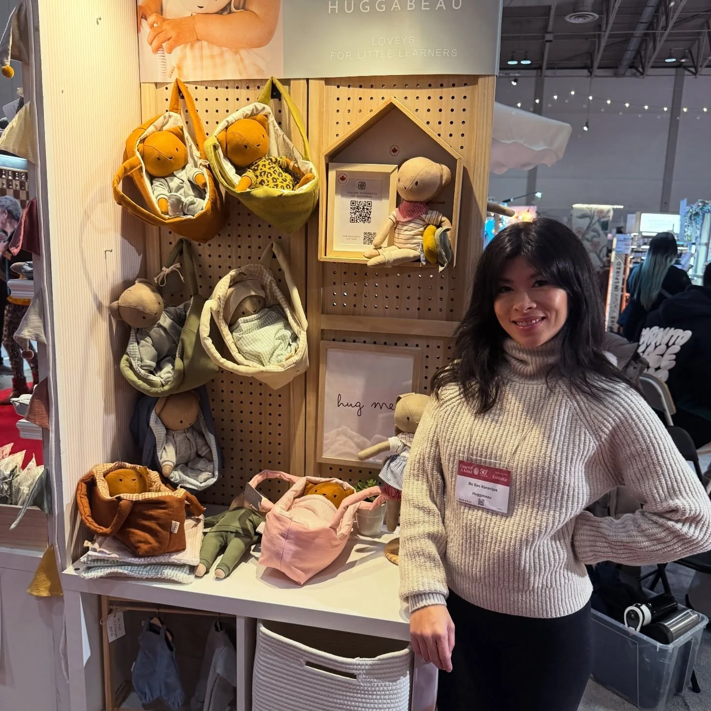 Six makers. Six crafts. Countless hours of passion.
From watercolor art and illustration to handmade dolls, dog beer, ceramics, and other goods &mdash; every piece here is created by artisans with love for what they do.

When you support small creato