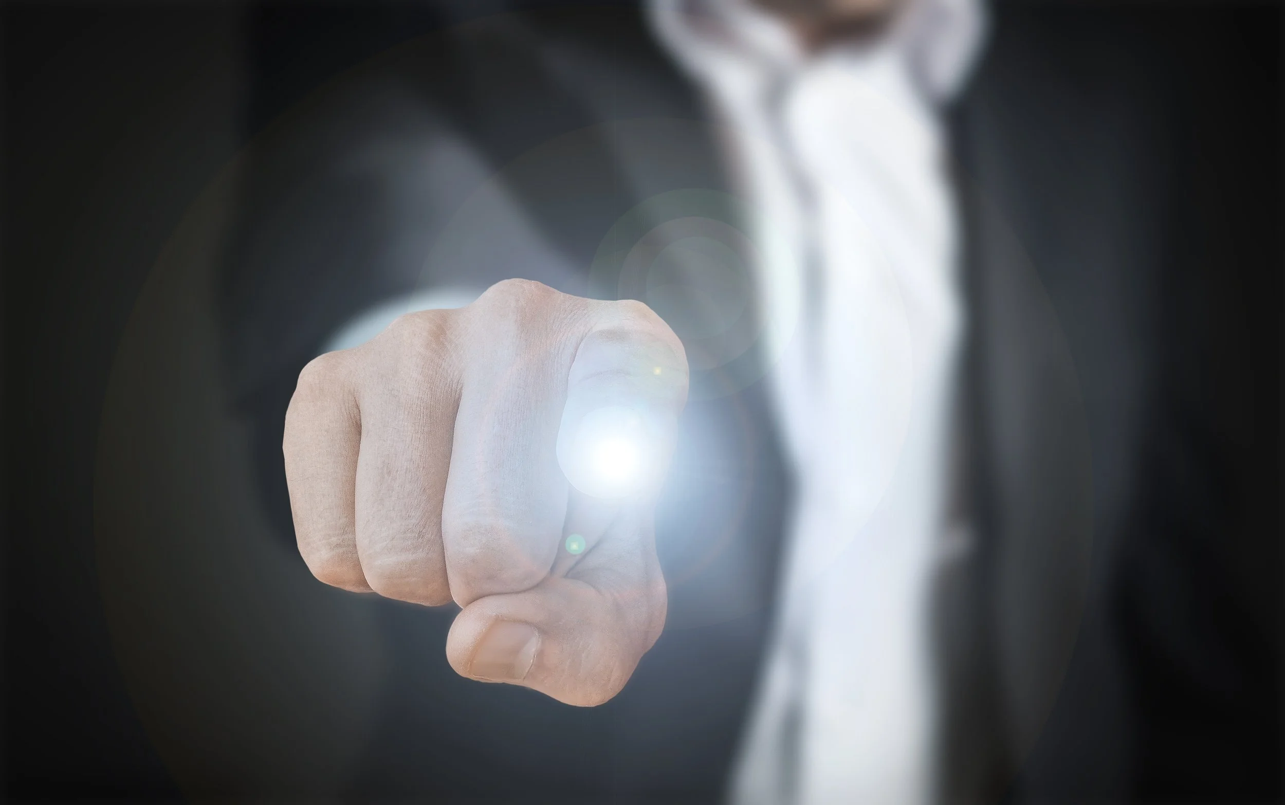 Designing a Digital Twin for DC Power Distribution in High-Density Data Centers