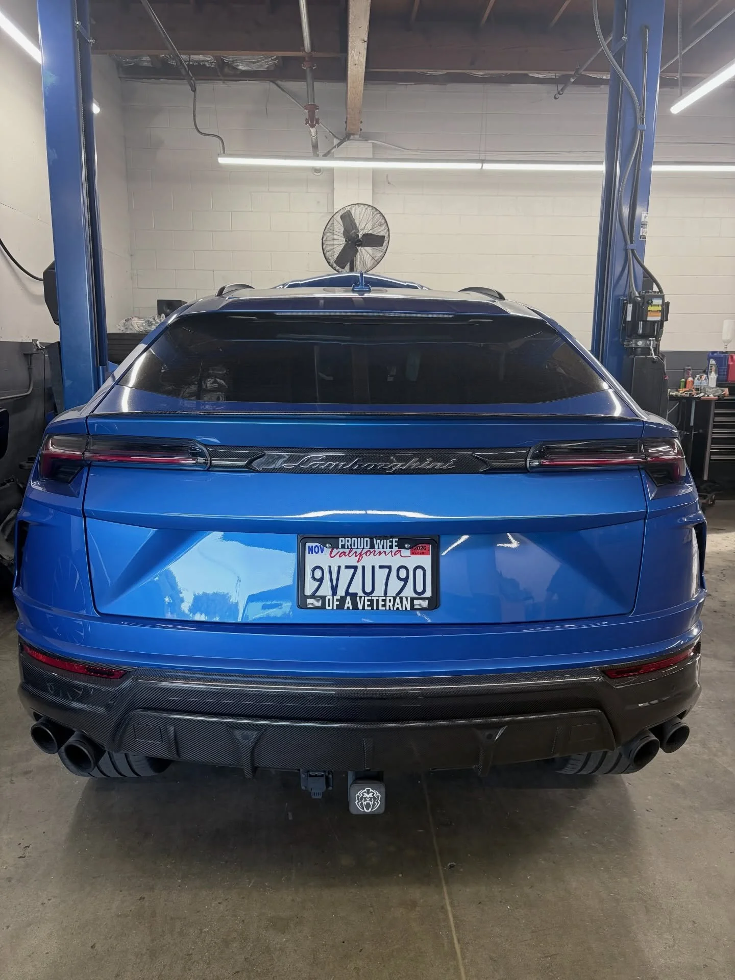 Lamborghini Urus for a precision Hood PPF install (Gloss) using premium XPEL film.

&ndash; Hood PPF is designed to take the abuse so your paint doesn&rsquo;t. From rock chips to road debris, this high-impact area gets the protection it needs while k