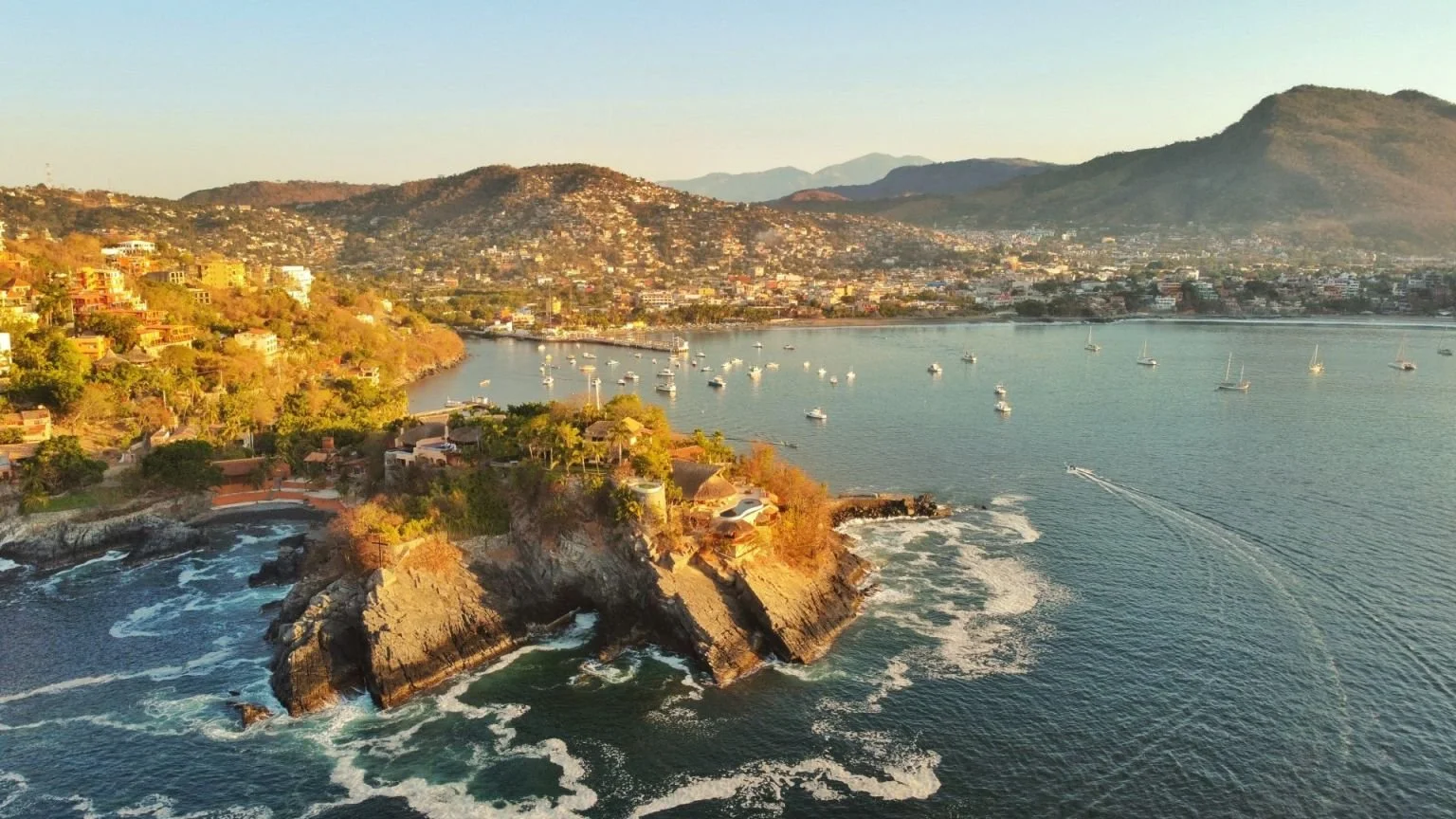 bahia of zihuatanejo, mexico