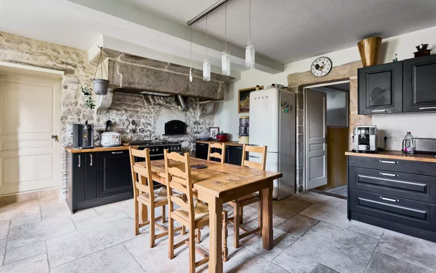 Buy Home in Spain | Inside Job Real Estate Concierge |