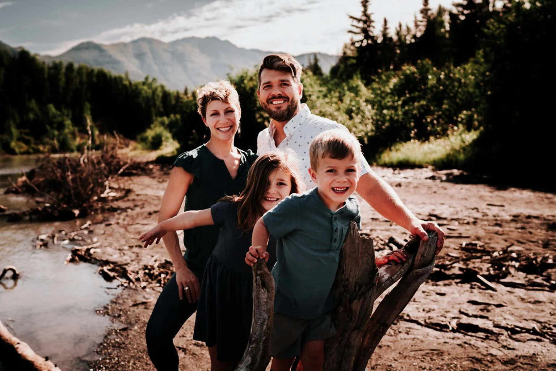 harrisonburg-family-photographer-eagle-river340.jpg