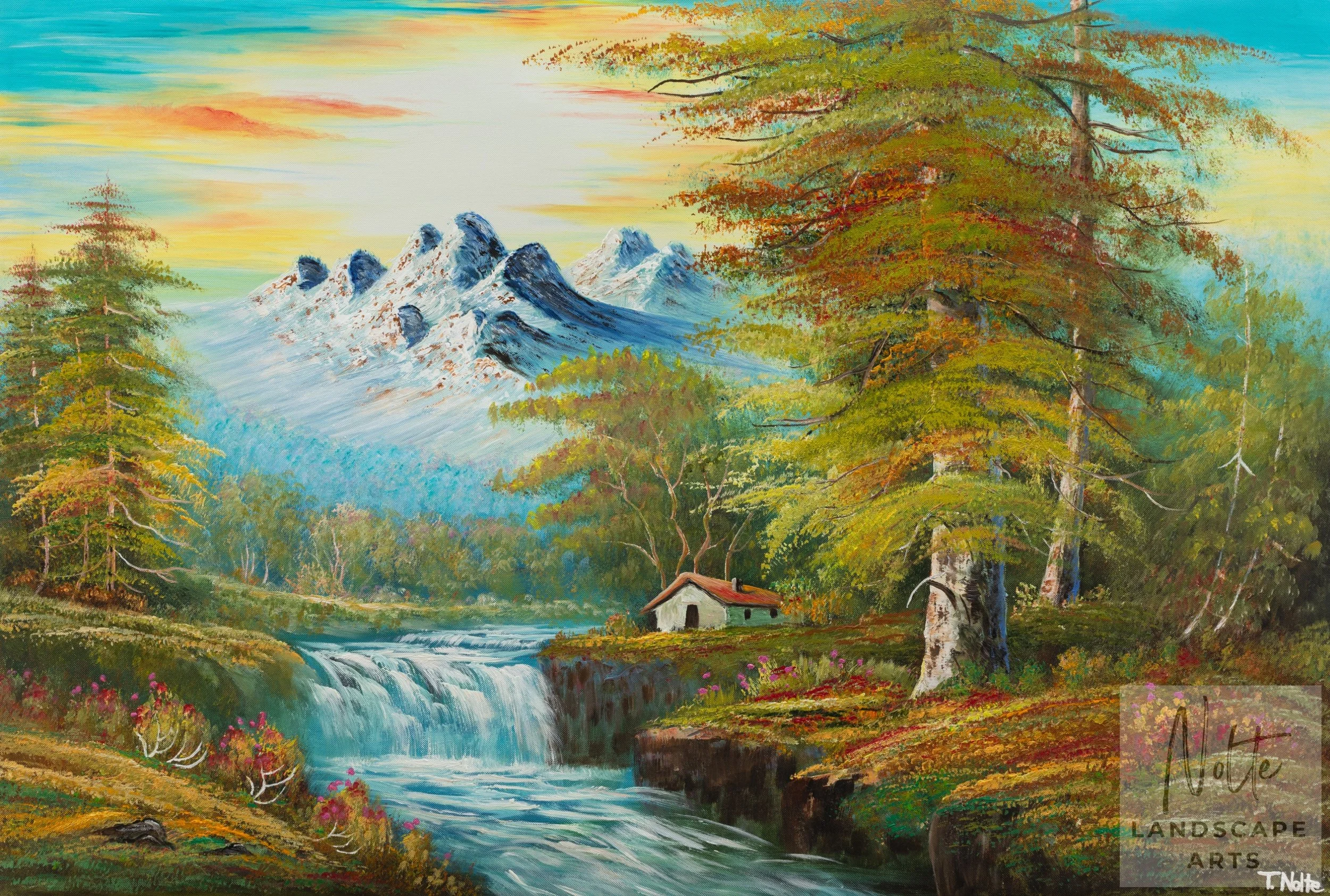Handgemaltes Ölgemälde einer ruhigen Waldlandschaft mit olivgrünen Bäumen, Sträuchern und Blumen, Bergen im Hintergrund sowie einer kleinen Hütte an einem Fluss mit Wasserfall.