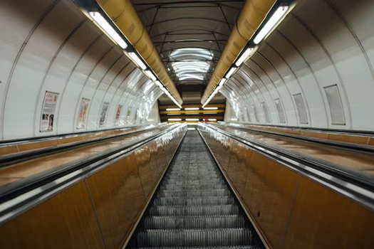 Lifts or escalators, which is better?