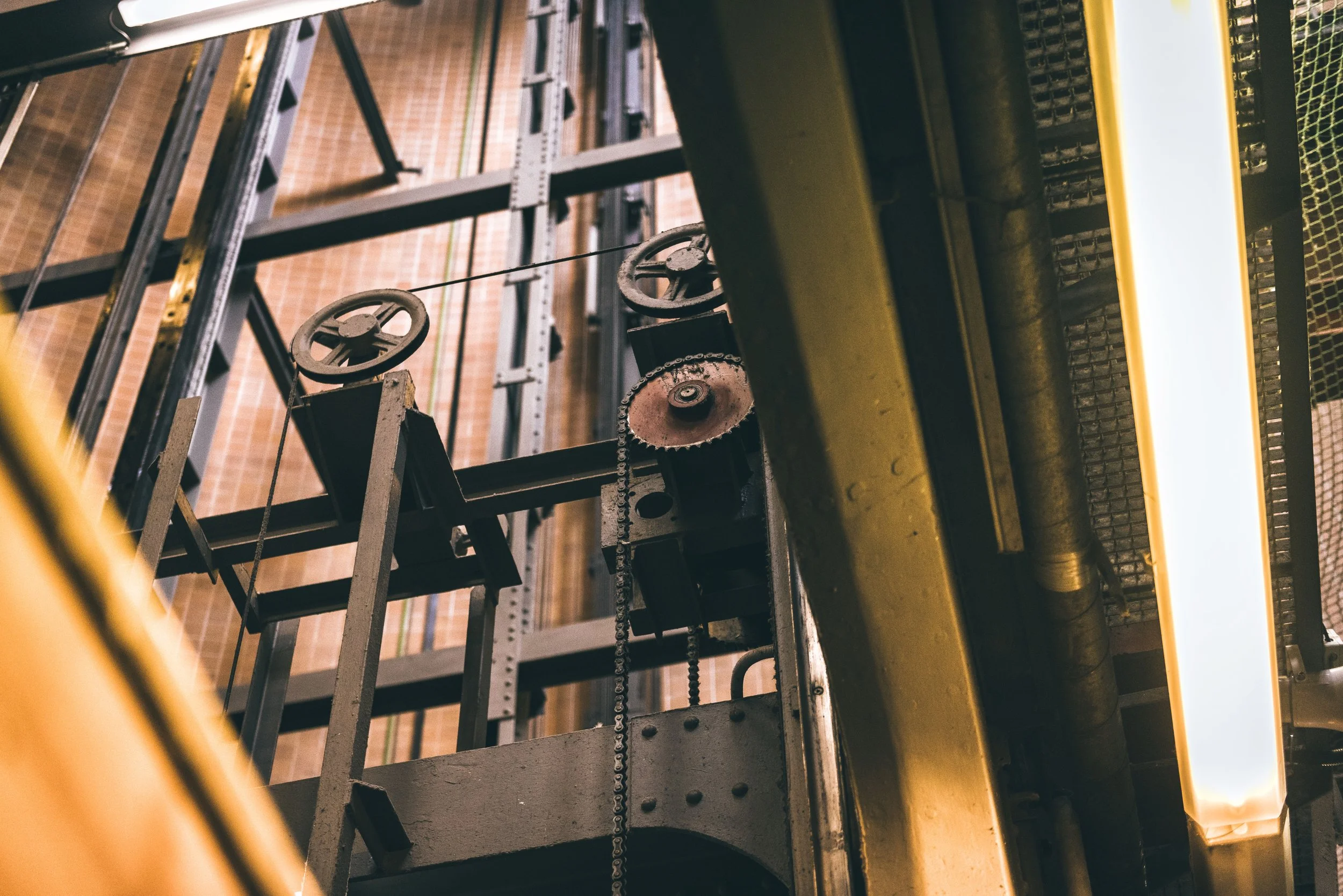 Why Old Lifts Are Not Being Used Anymore