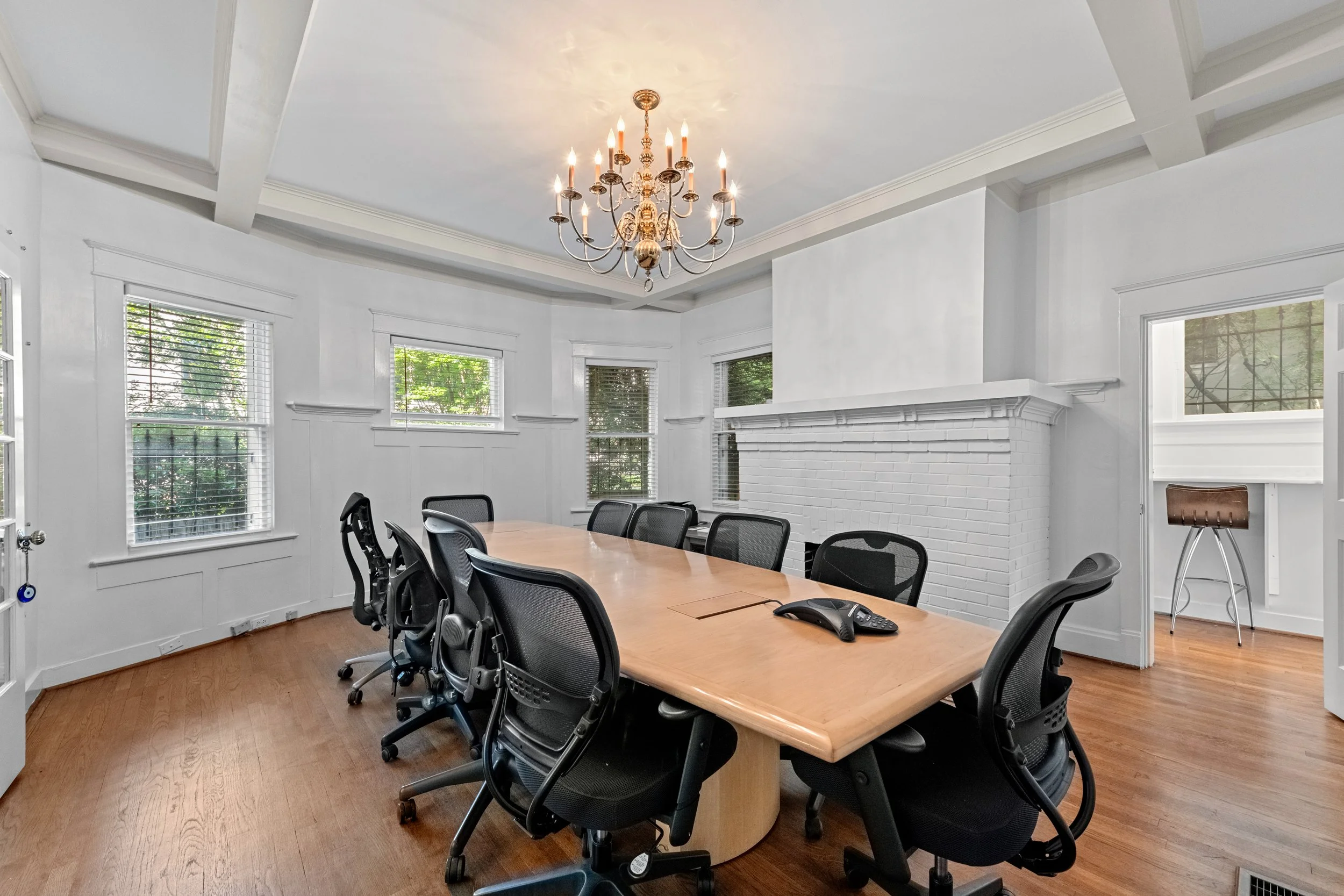 56 17th St NE-36.jpg