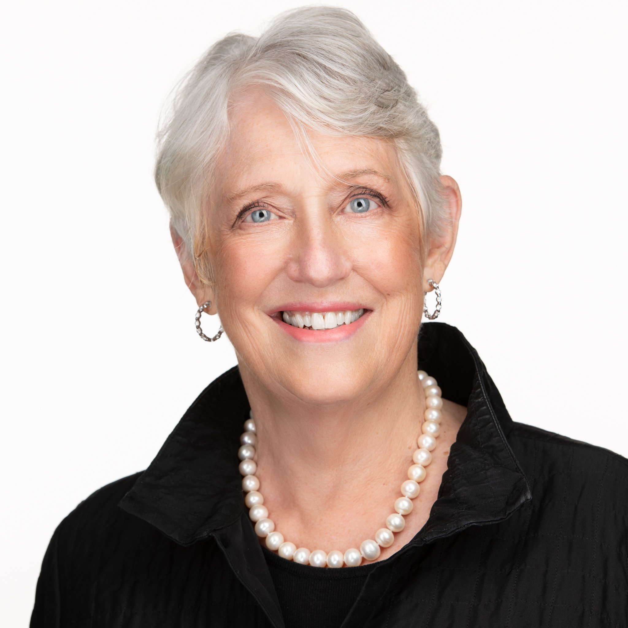 Susan Eckert Headshot