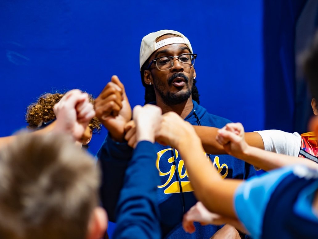 wa hype basketball coach "DJ" Derrick Grim