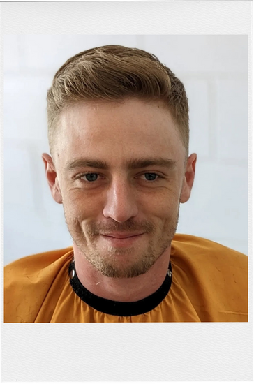 Mobile hairdresser, barber, Toowoomba. Wedding mobile groom haircuts.