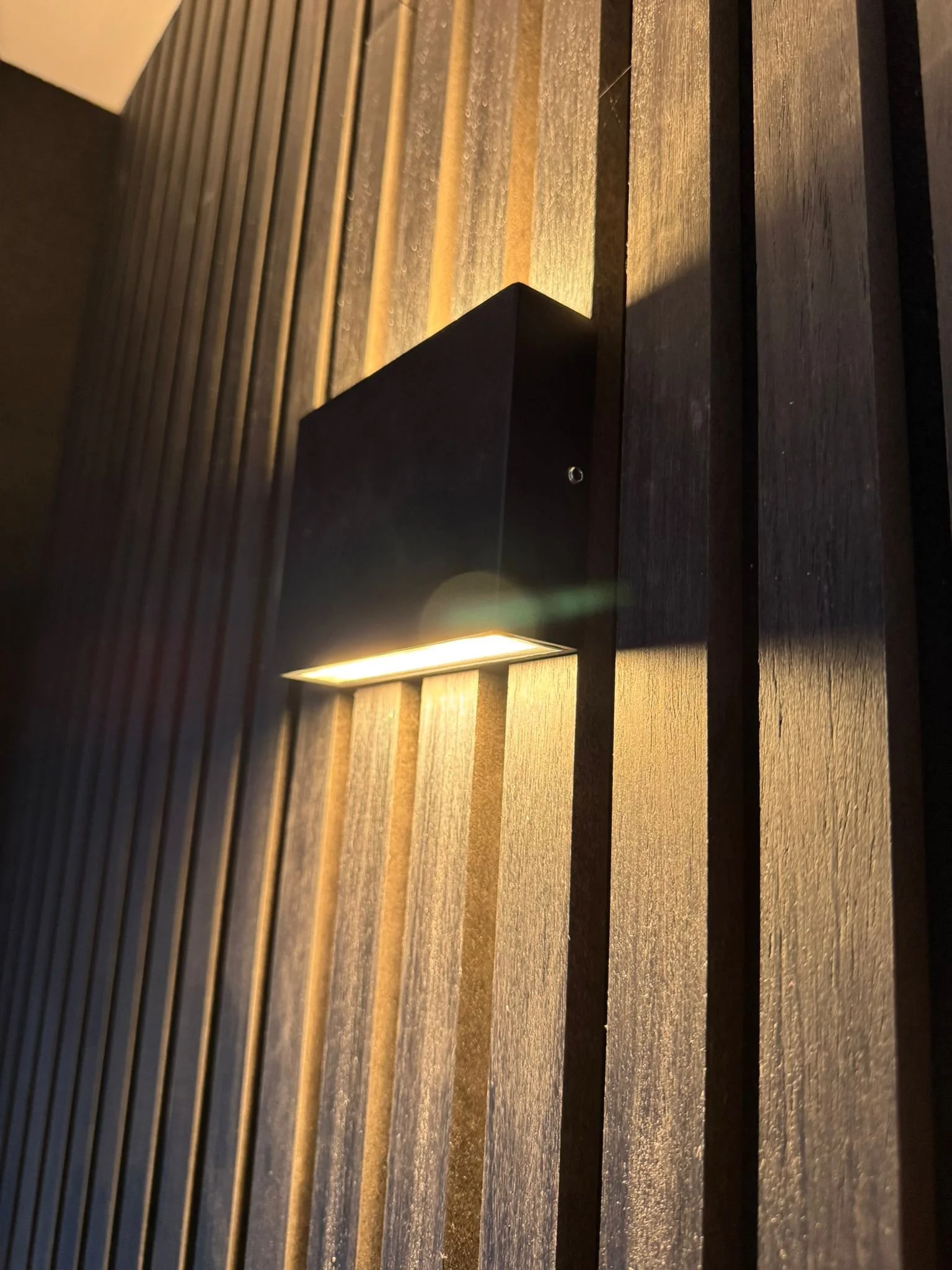 Metrobode Light2.jpg