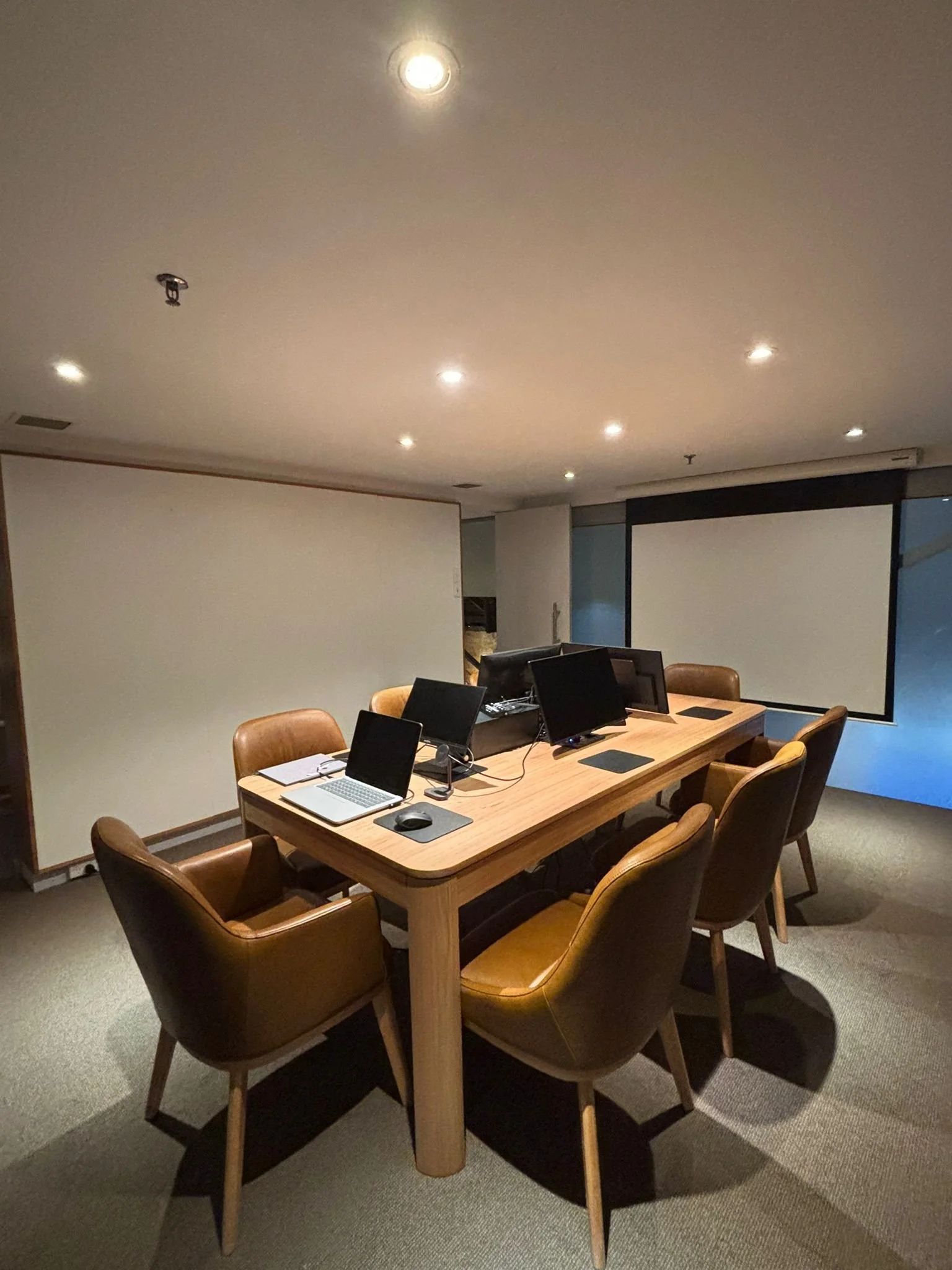 Boxwood Hub Boardroom.jpeg