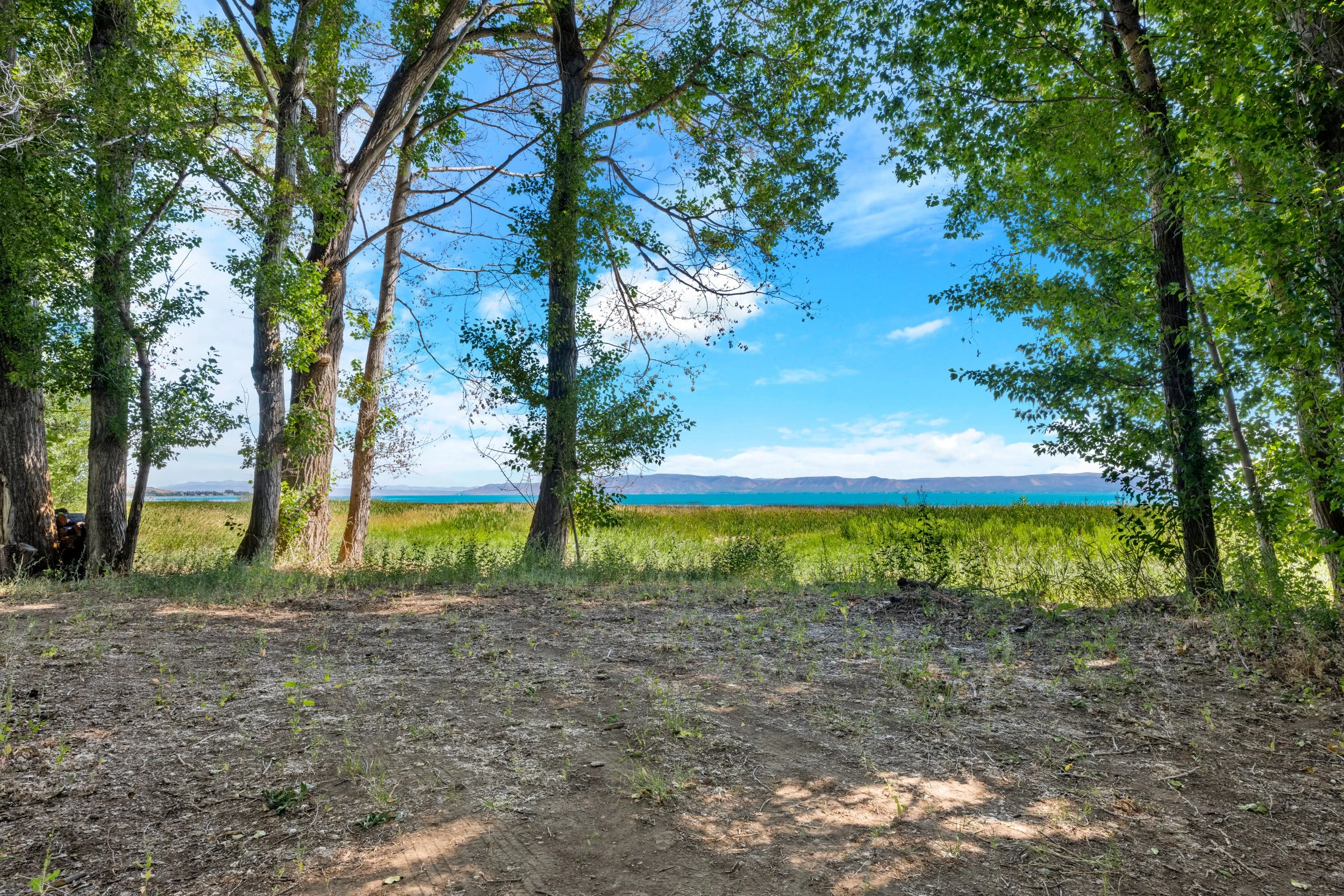 07 2220 S Bear Lake Blvd.JPG