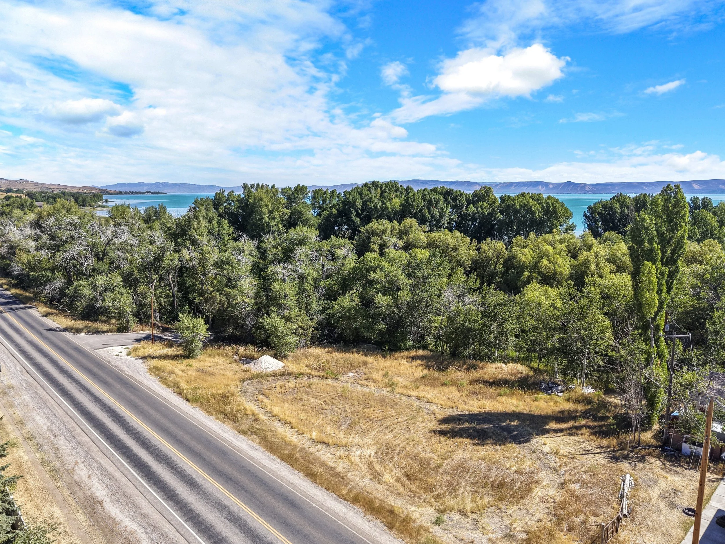 16 2220 S Bear Lake Blvd.JPG