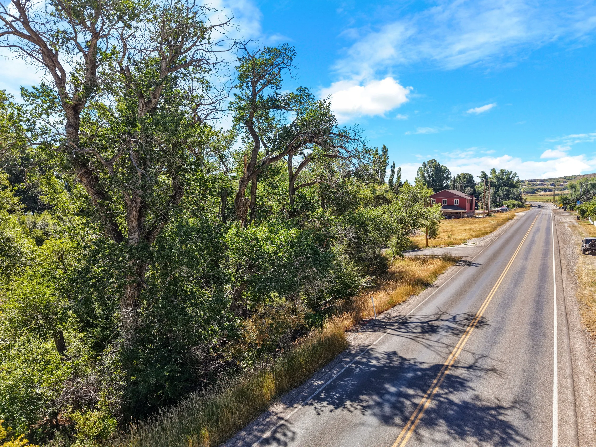 17 2220 S Bear Lake Blvd.JPG