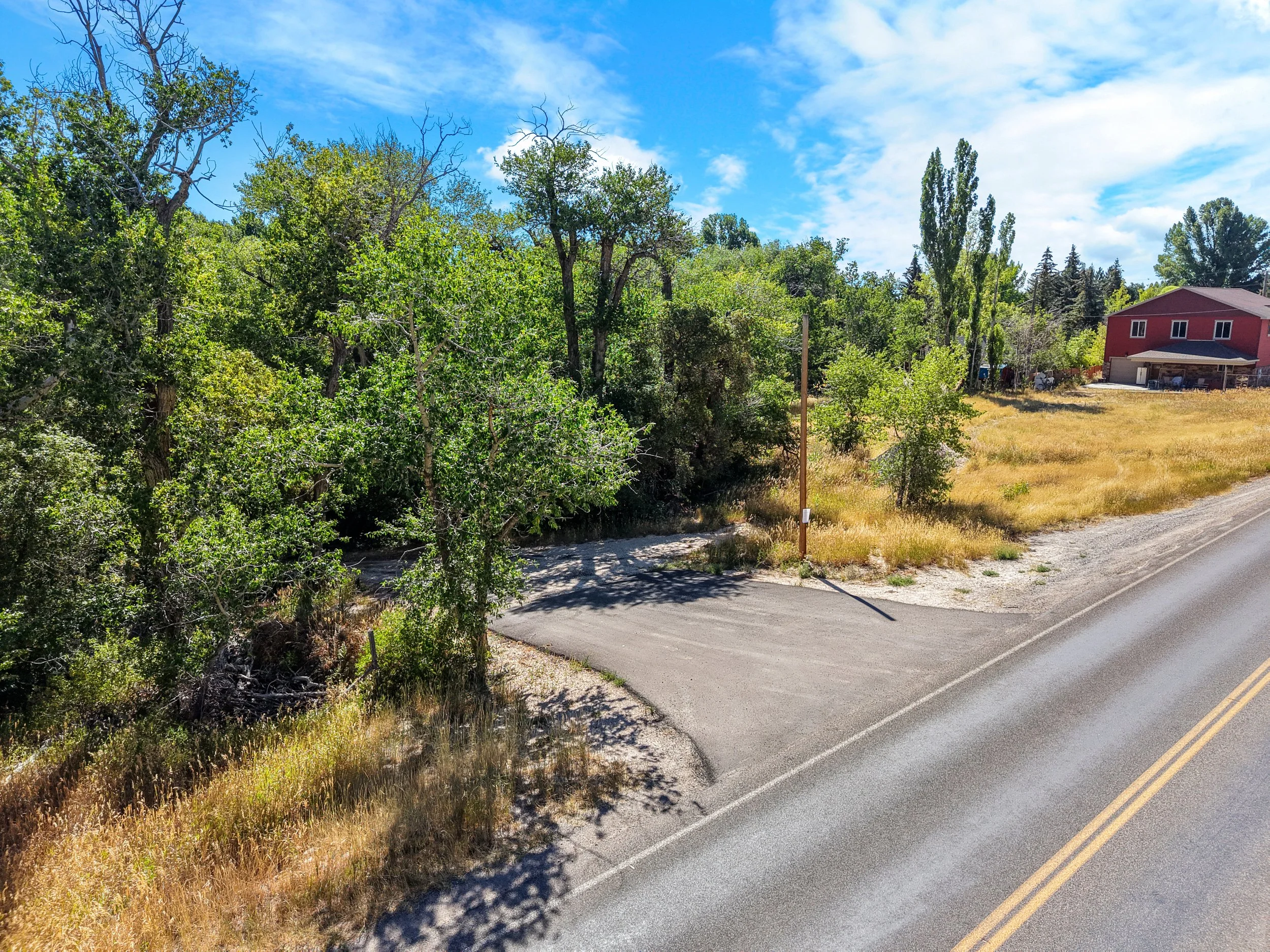04 2220 S Bear Lake Blvd.JPG