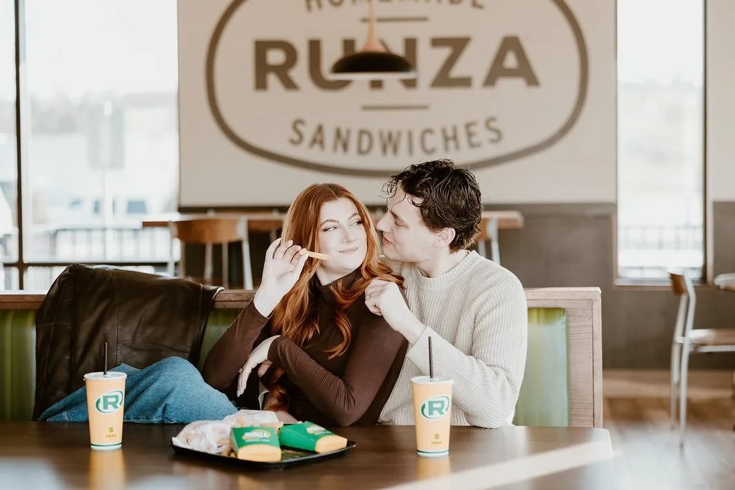 Had the best time third wheeling this Runza date 🤩 

Styled shoot with @keiraneviusphotography 📸

#runza #runzaphotoshoot #couple #couplephotoshoot
