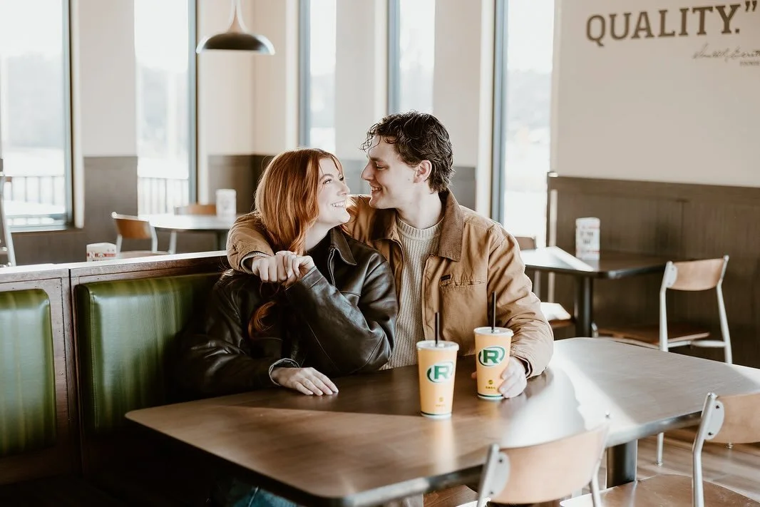 Claire &amp; Connor 💚🤎💛

Styled shoot with @keiraneviusphotography 📸

#couplephotoshoot #couple #runza #runzaphotoshoot #runzaphotos