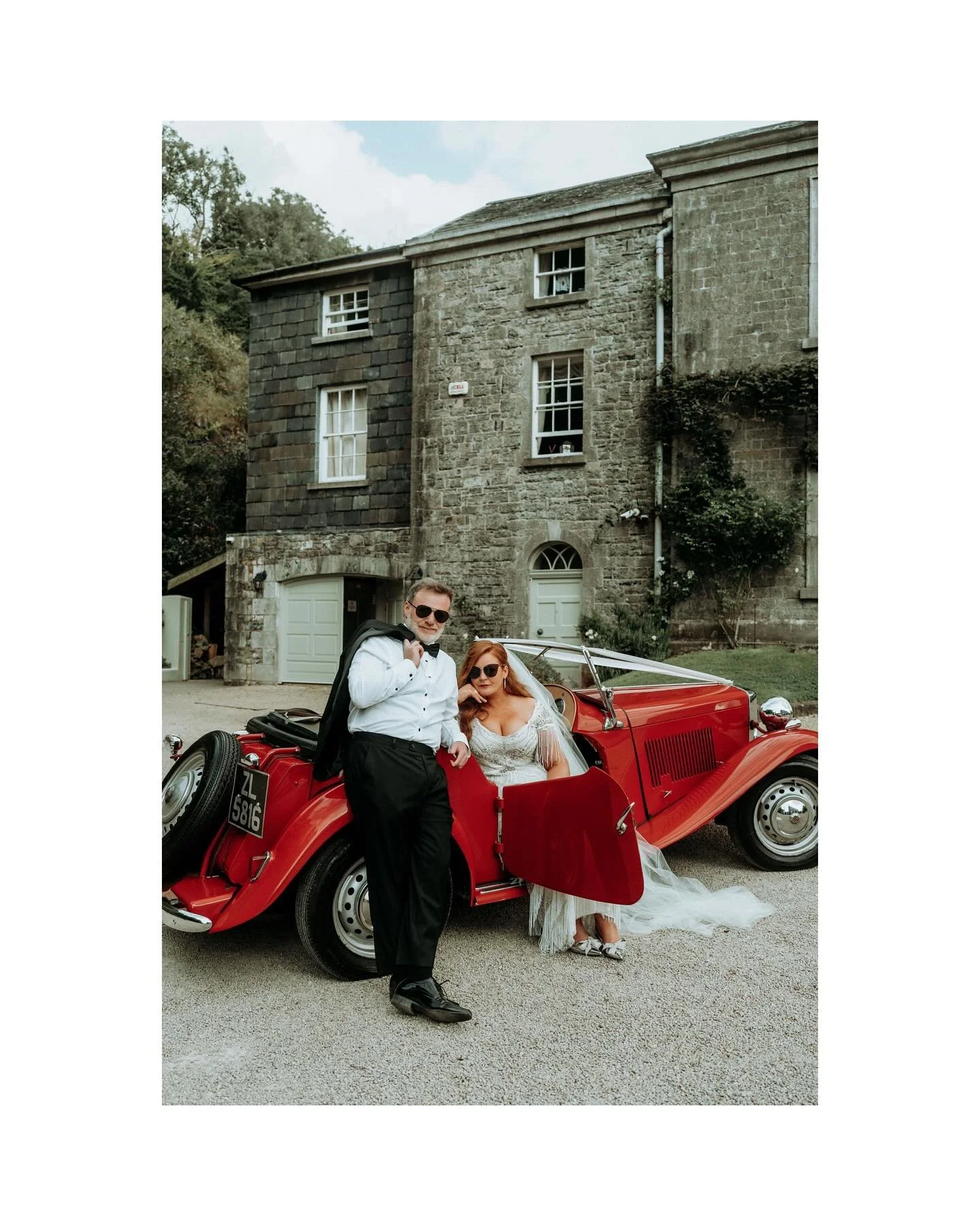 Siobh&aacute;n &amp; Philip ❤️ No other words than EPIC FECKIN&rsquo; WEDDING!!