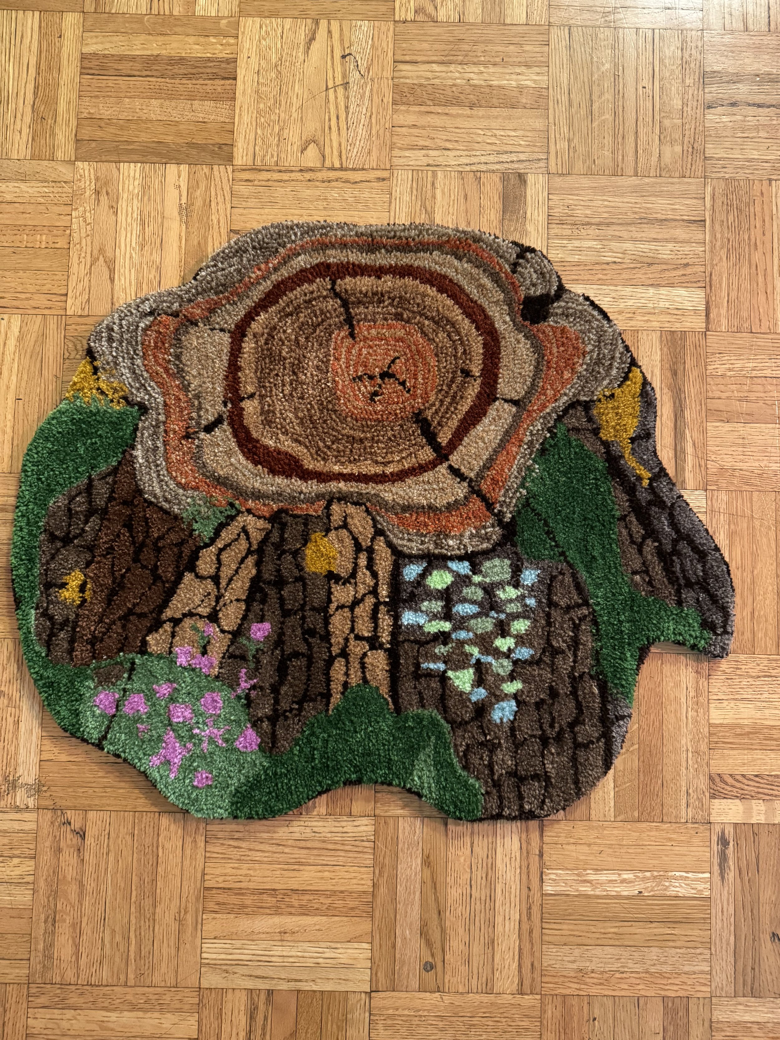 Custom tree stump rug