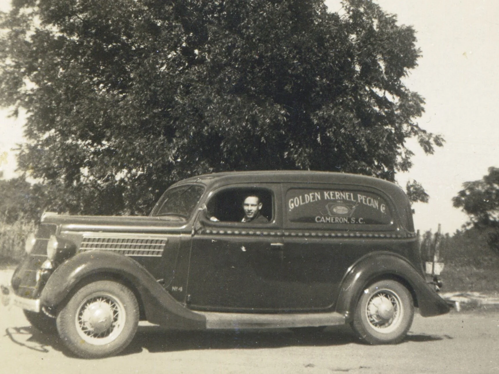 Old+Time+Delivery+Truck.jpg