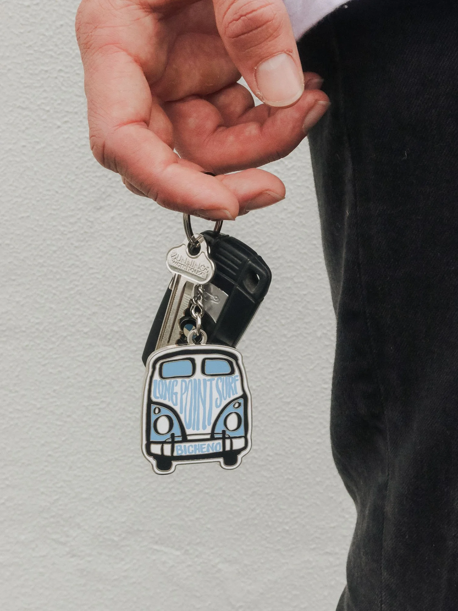 Kombi Keychain-1 (small).jpg