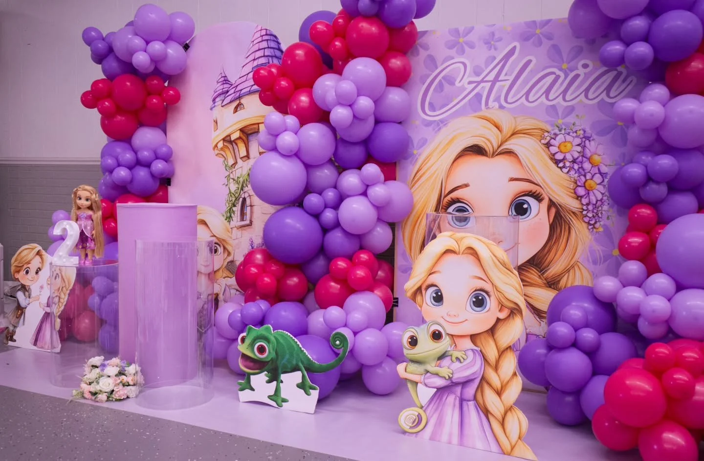 Finally sharing my most special setup yet ✨🤍
This is what it looks like when you fully trust me to bring your vision to life&hellip; elevated, intentional, and unforgettable.
I poured so much love into every detail of this design because it was for 