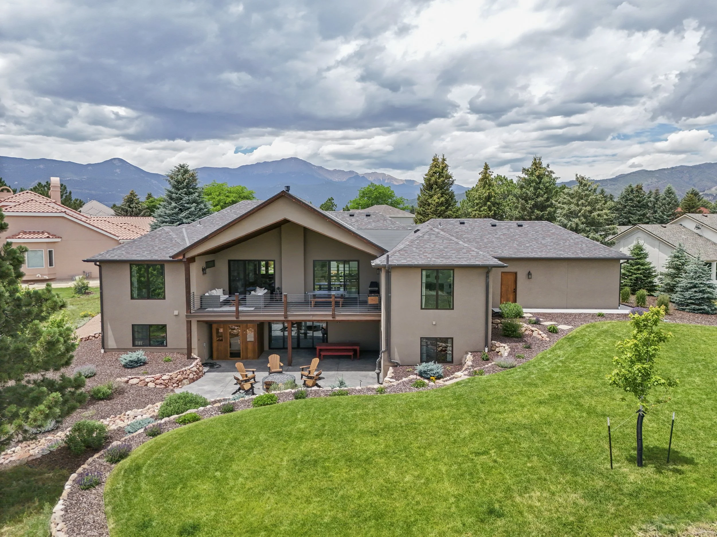 3835 Edgecliff Ct45.jpg