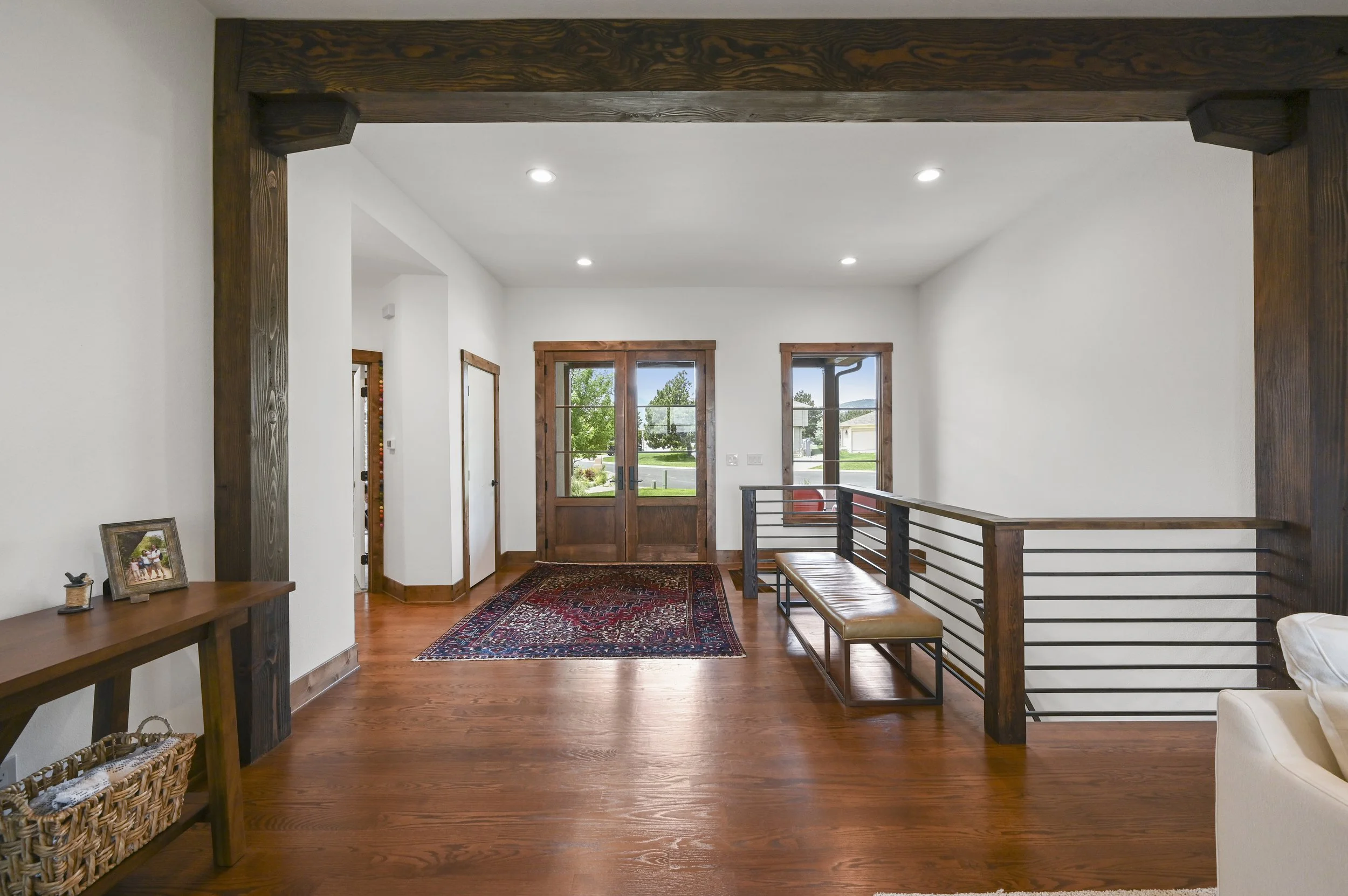 3835 Edgecliff Ct4.jpg