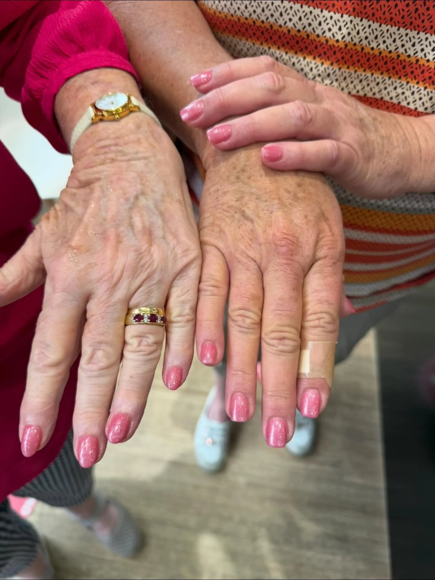 Pink twins but they&rsquo;ve never met 😍💗 Only at Professionail Gasworks Plaza