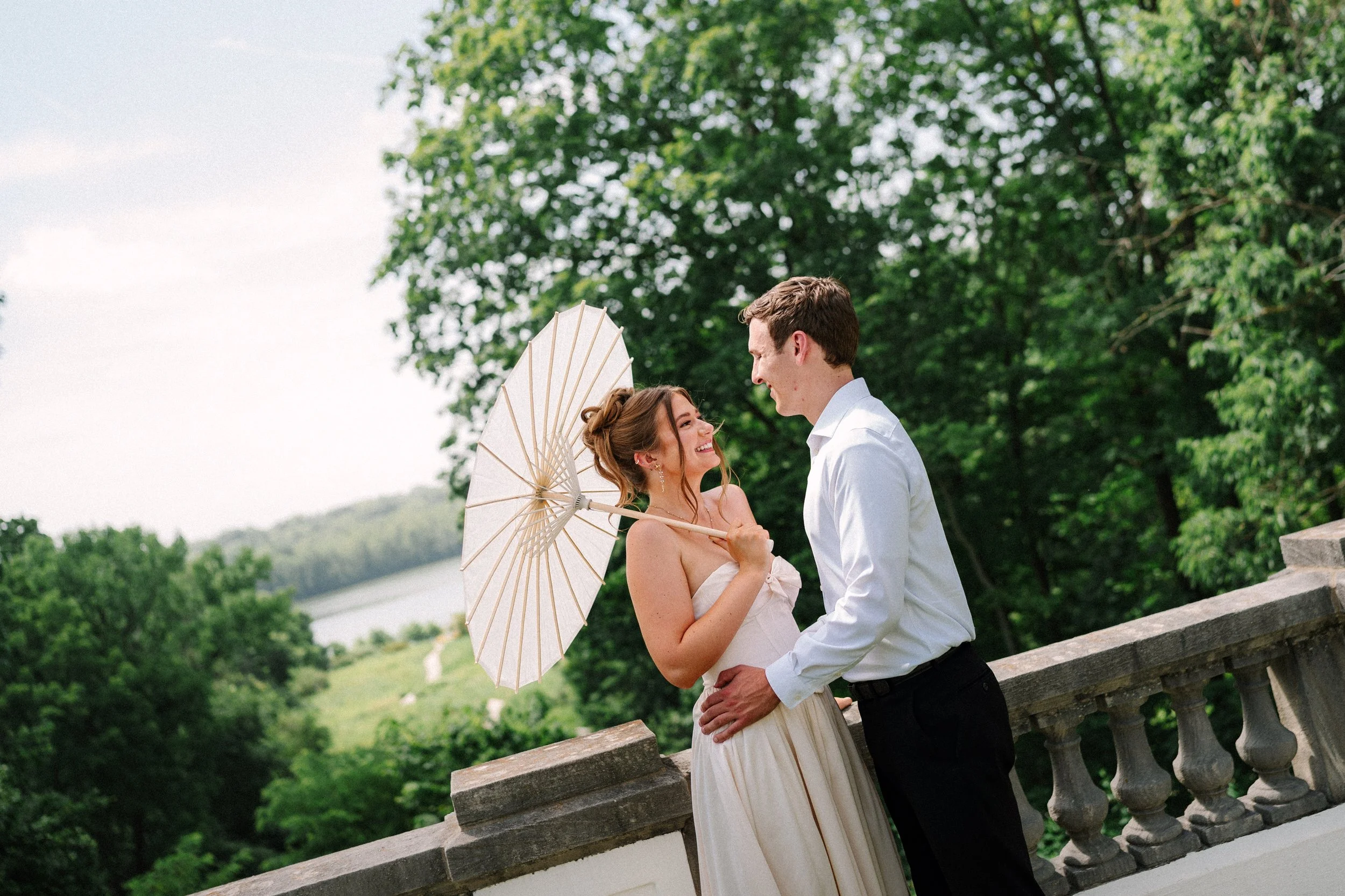 grandromantic-indianapolis-newfields-engagement-ew-53.jpg