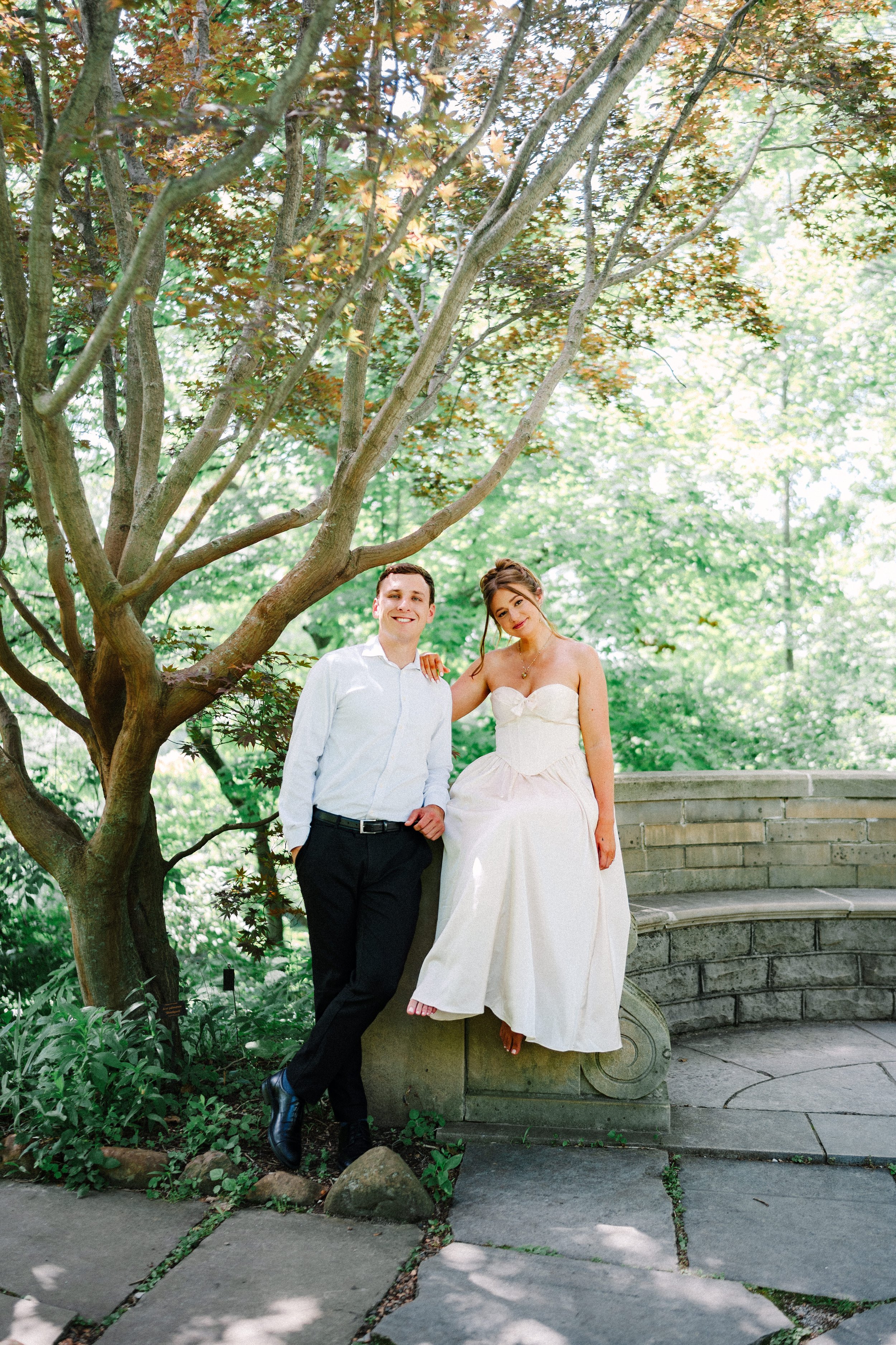 grandromantic-indianapolis-newfields-engagement-ew-38.jpg