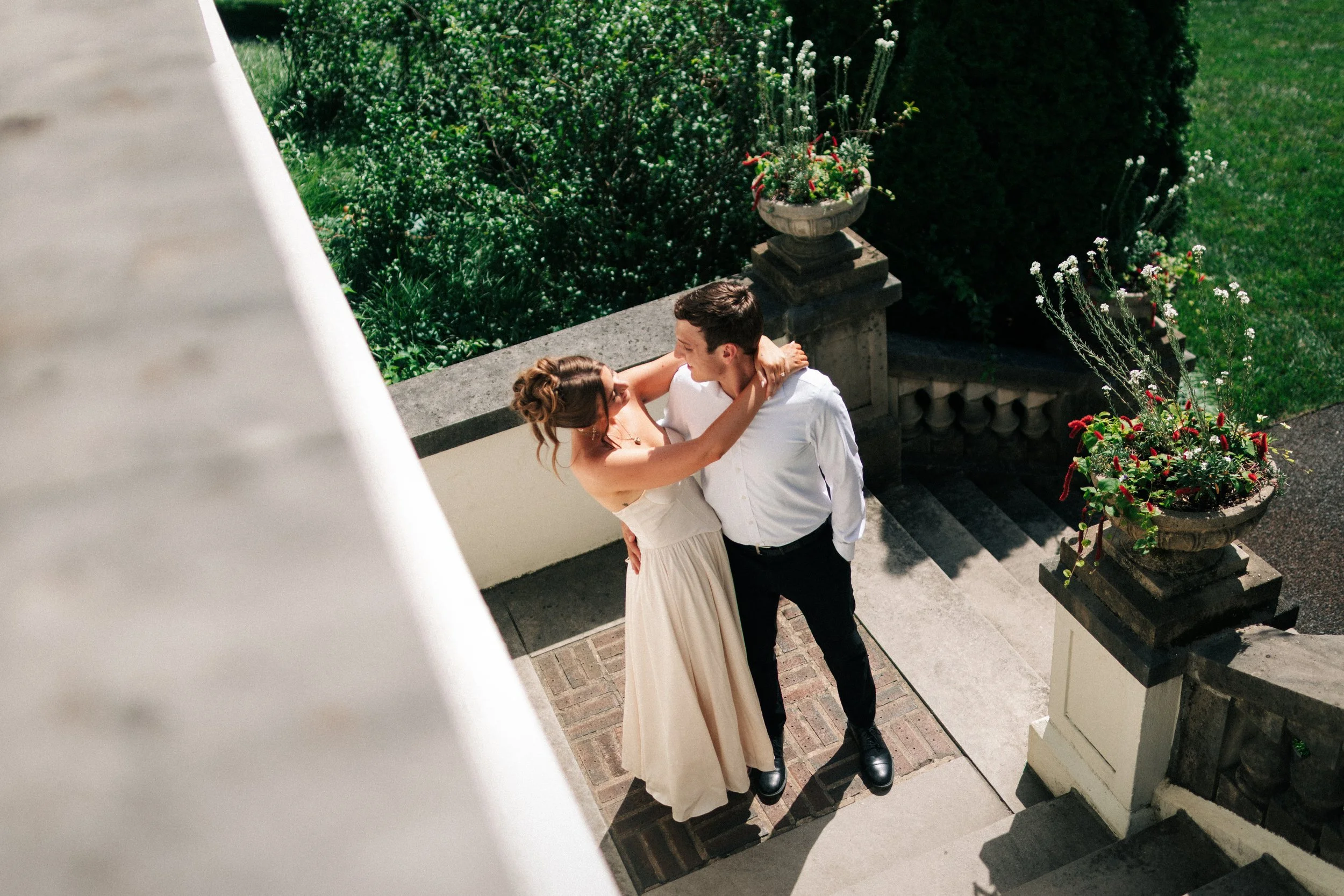 grandromantic-indianapolis-newfields-engagement-ew-121.jpg