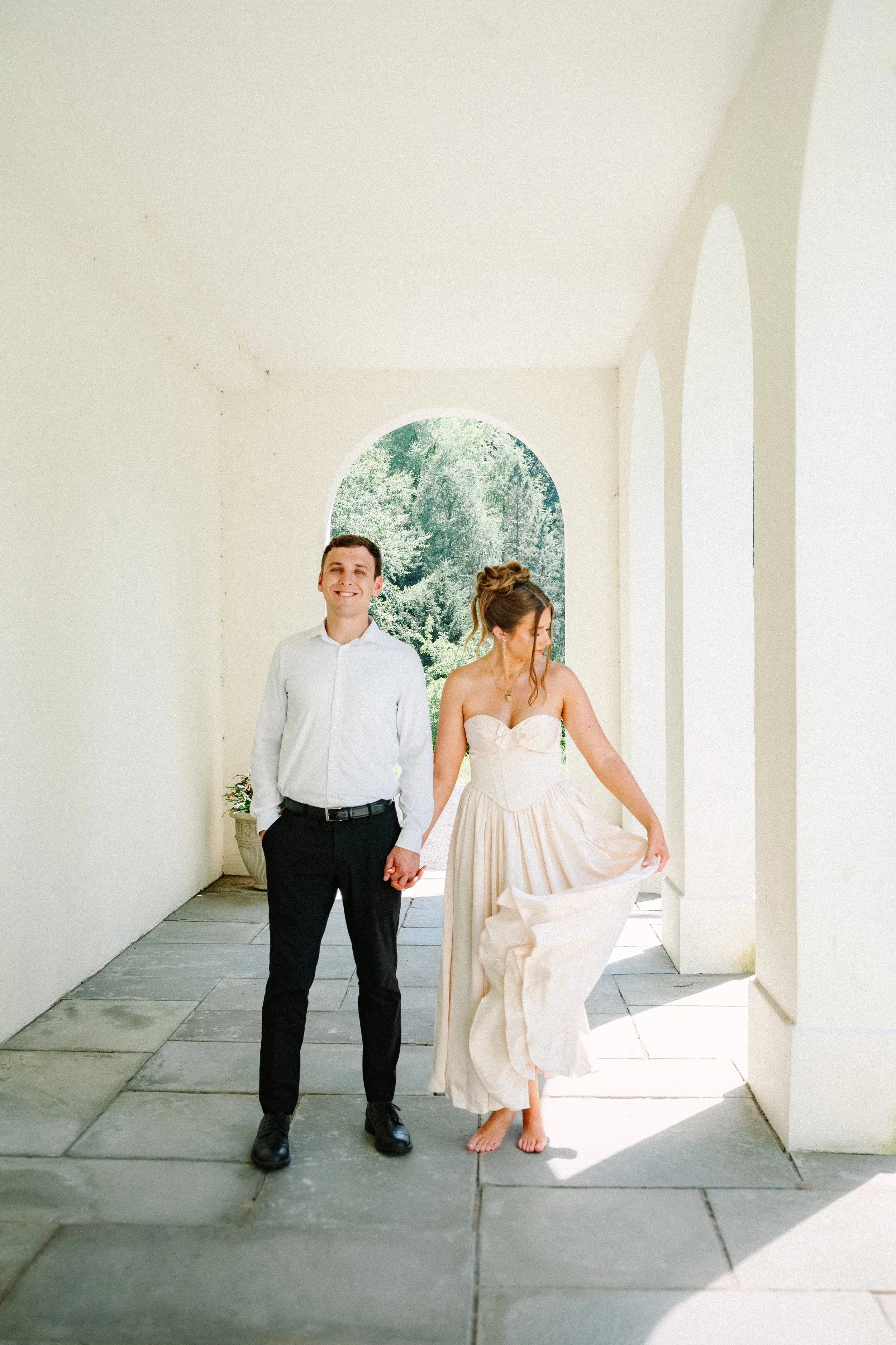 grandromantic-indianapolis-newfields-engagement-ew-1.jpg