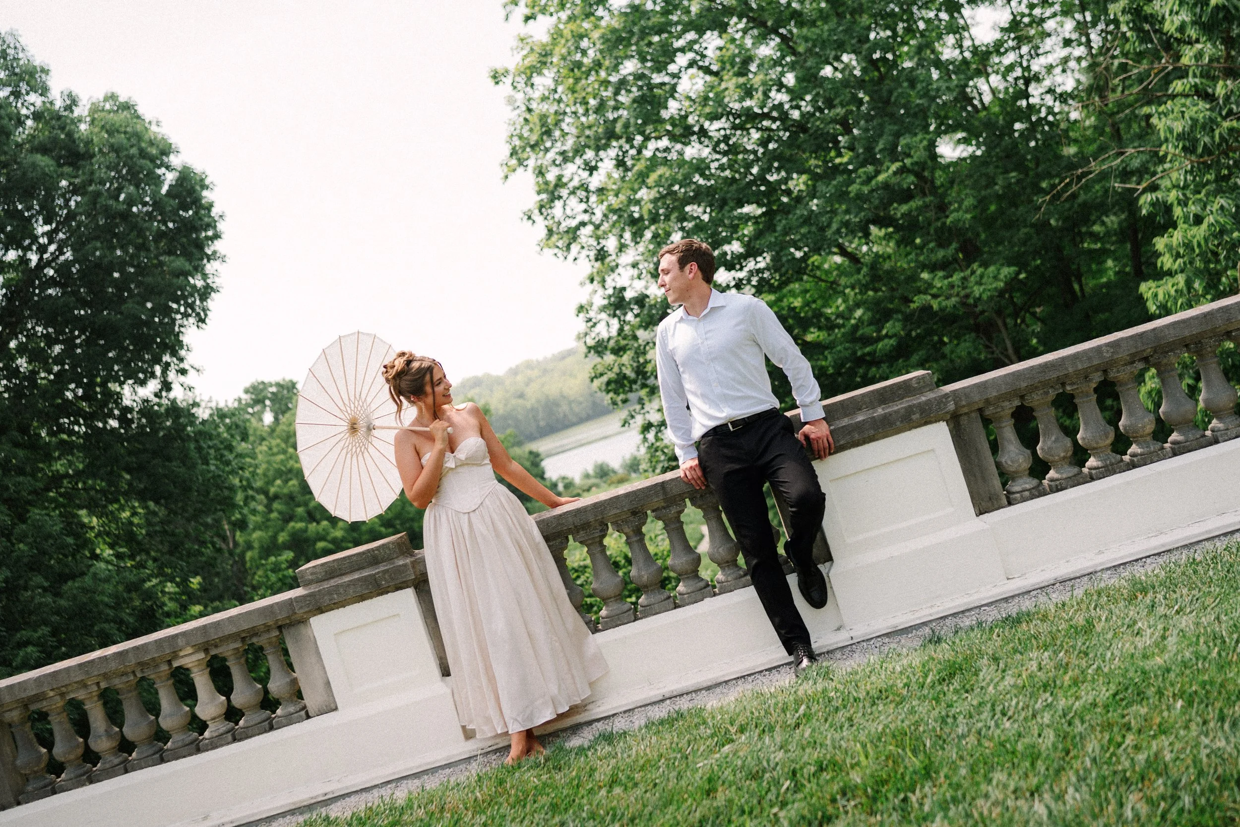 grandromantic-indianapolis-newfields-engagement-ew-59.jpg