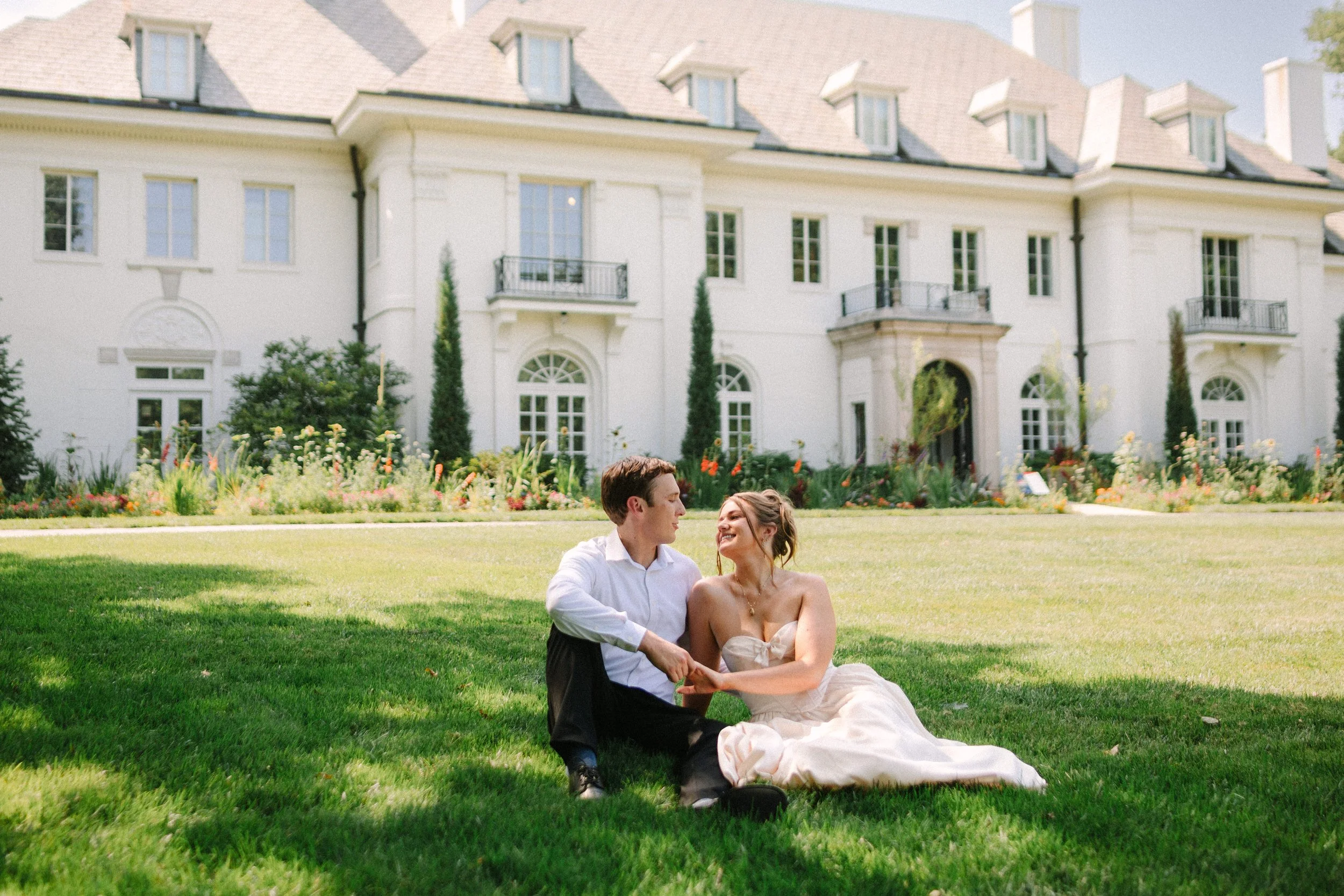 grandromantic-indianapolis-newfields-engagement-ew-140.jpg