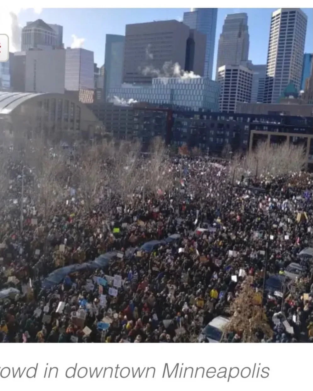 Crowd in downtown Minneapolis today protesting ICE. Go Minnesota❤️