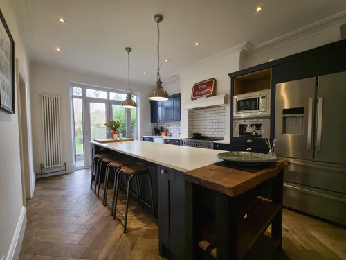 Park House three-bedroom serviced accommodation for contractors in Grimsby