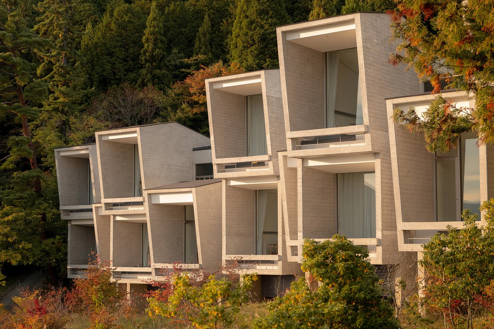 Cabin Exterior 4- HOSHINOYA Fuji_3x2.jpg