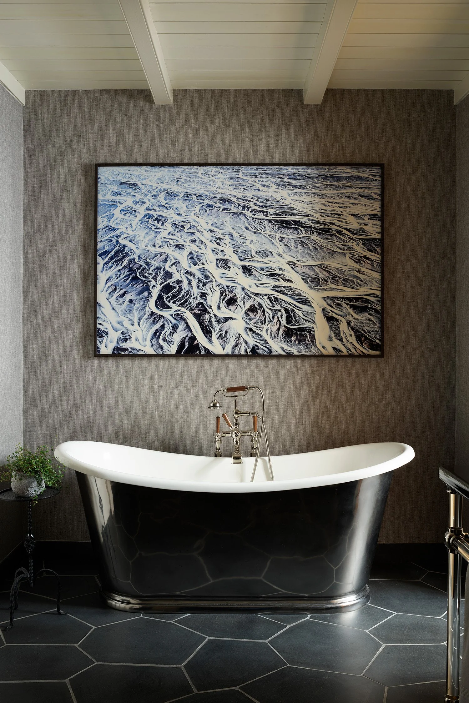 Deplar_MasterBath1.jpg