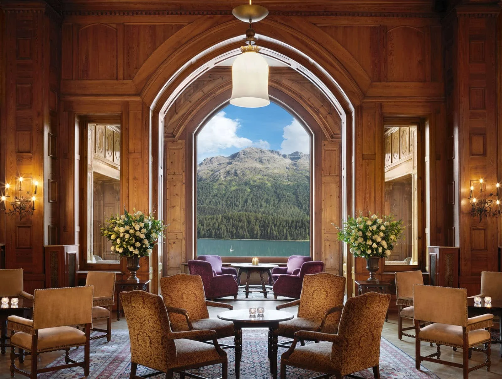 Le-Grand-Hall-summer.jpg