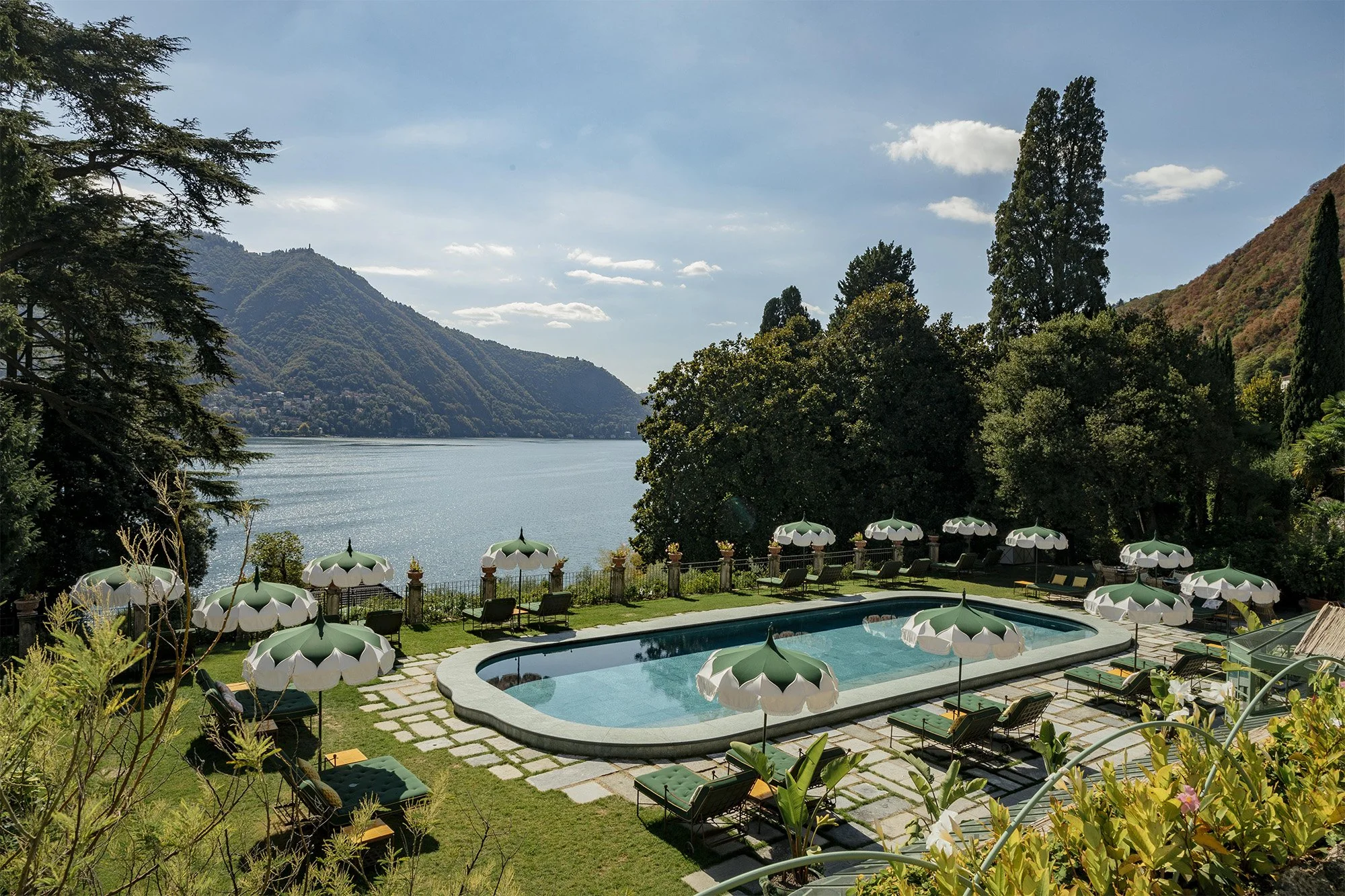 20 - Pool area by La Double J © Ruben Ortiz_3x2.jpg