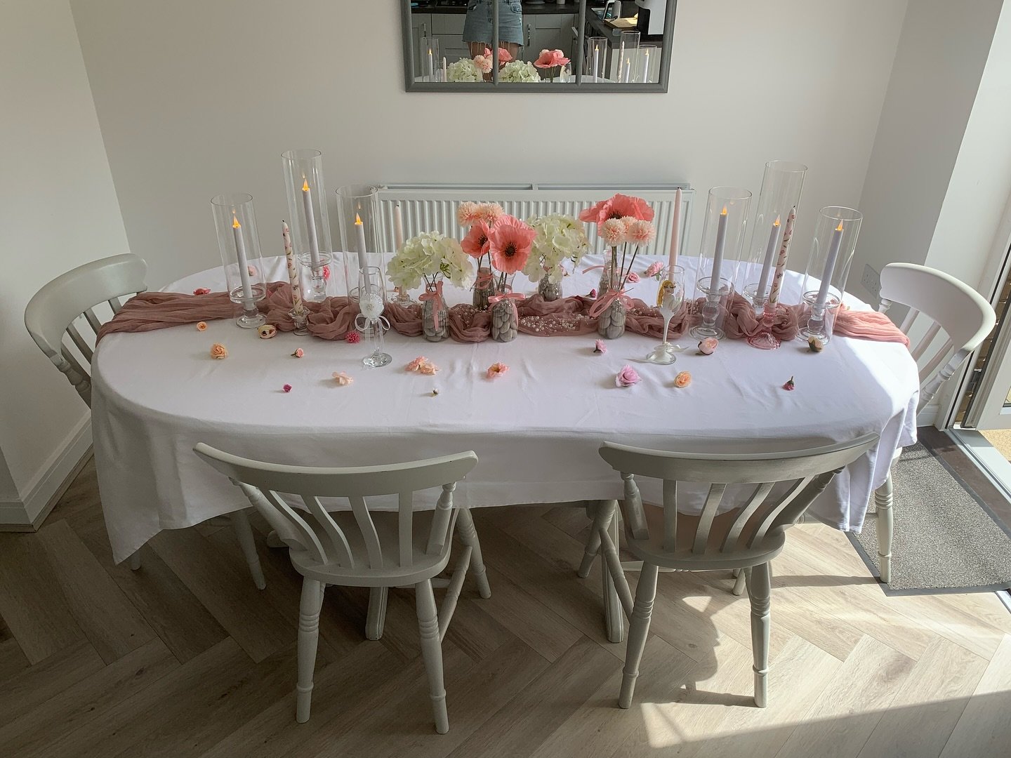 Swipe for three beautiful set up&rsquo;s, which one is your favourite? 
Comment; 1. 🌸 2. 🩵 3. 🌼 

Planning a baby shower? Our dreamy table set up is ready for you, from pinks to blues &amp; buttery yellow &amp; neutrals. 

Our beautiful florals, d