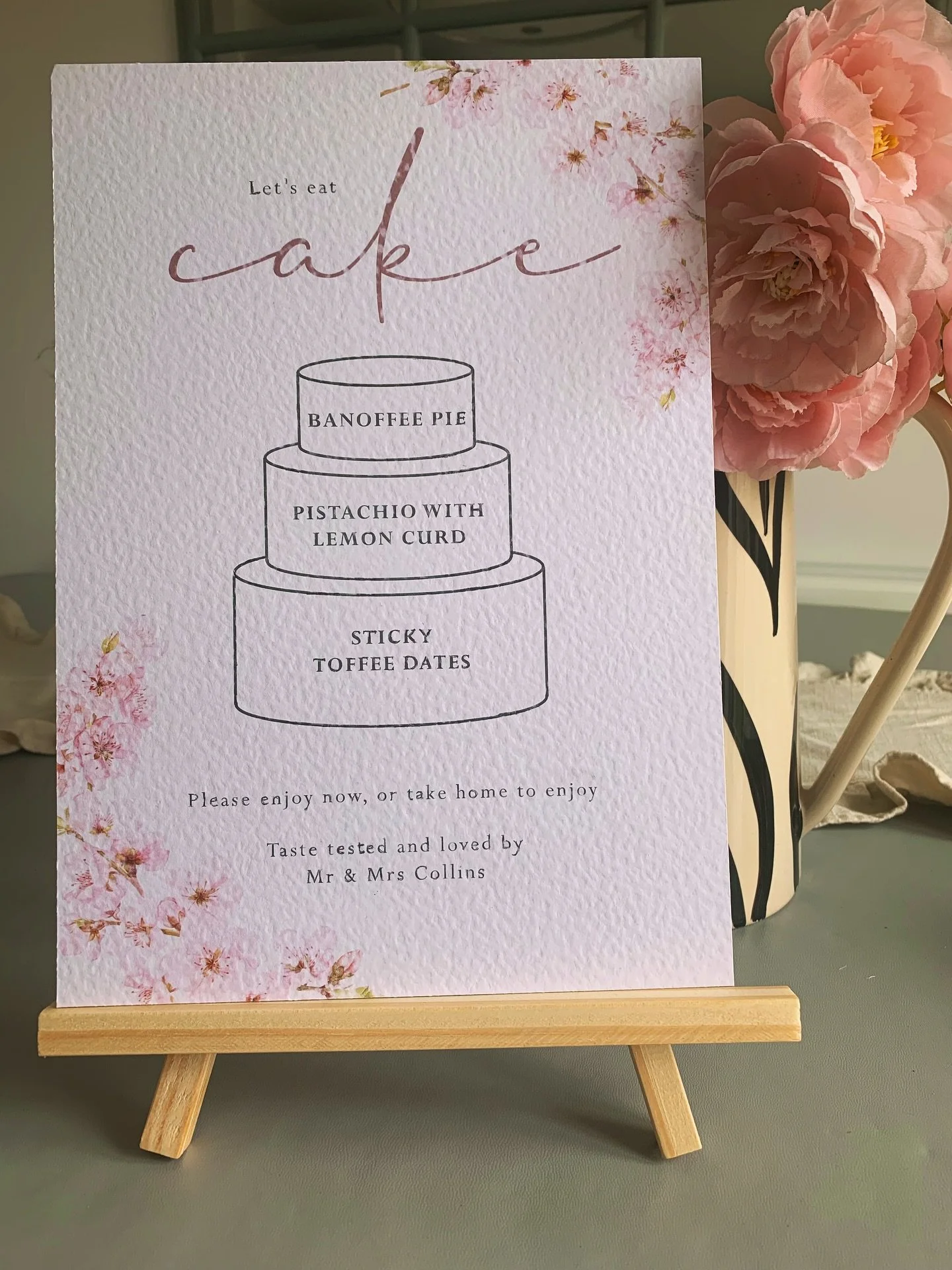 Some of the signage that gets forgotten about! 

Let&rsquo;s eat cake, QR for guests to share their photos from the day, Photo Booth &amp; guest book, flip flop giveaways &amp; a tribute to our loved ones 🩷 if heaven wasn&rsquo;t so far away! 🪽

A4