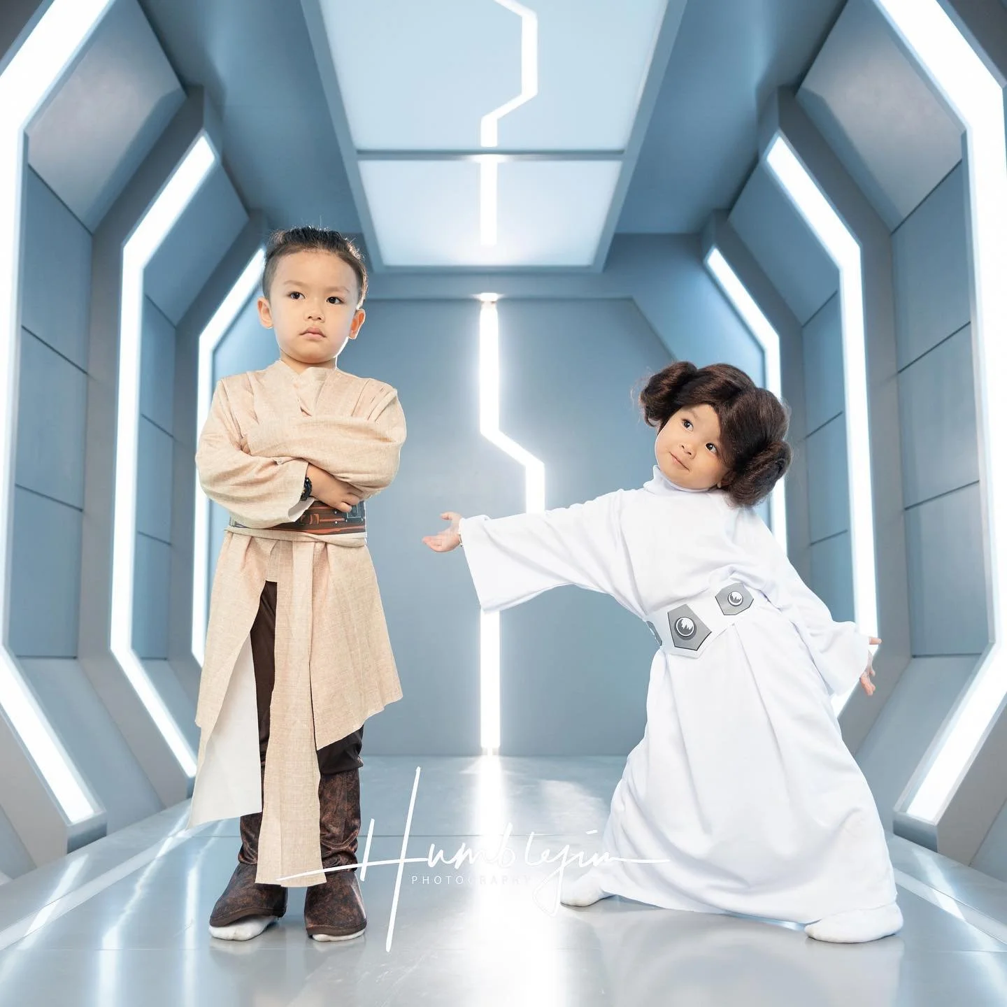星戰隧道兒童攝影 - 香港星戰兒童寫真, Star Wars tunnel adventure - Kids cosplay as Jedi