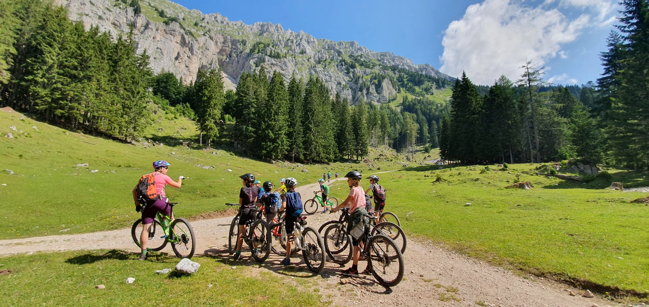 mountain-biking09 (1).jpg